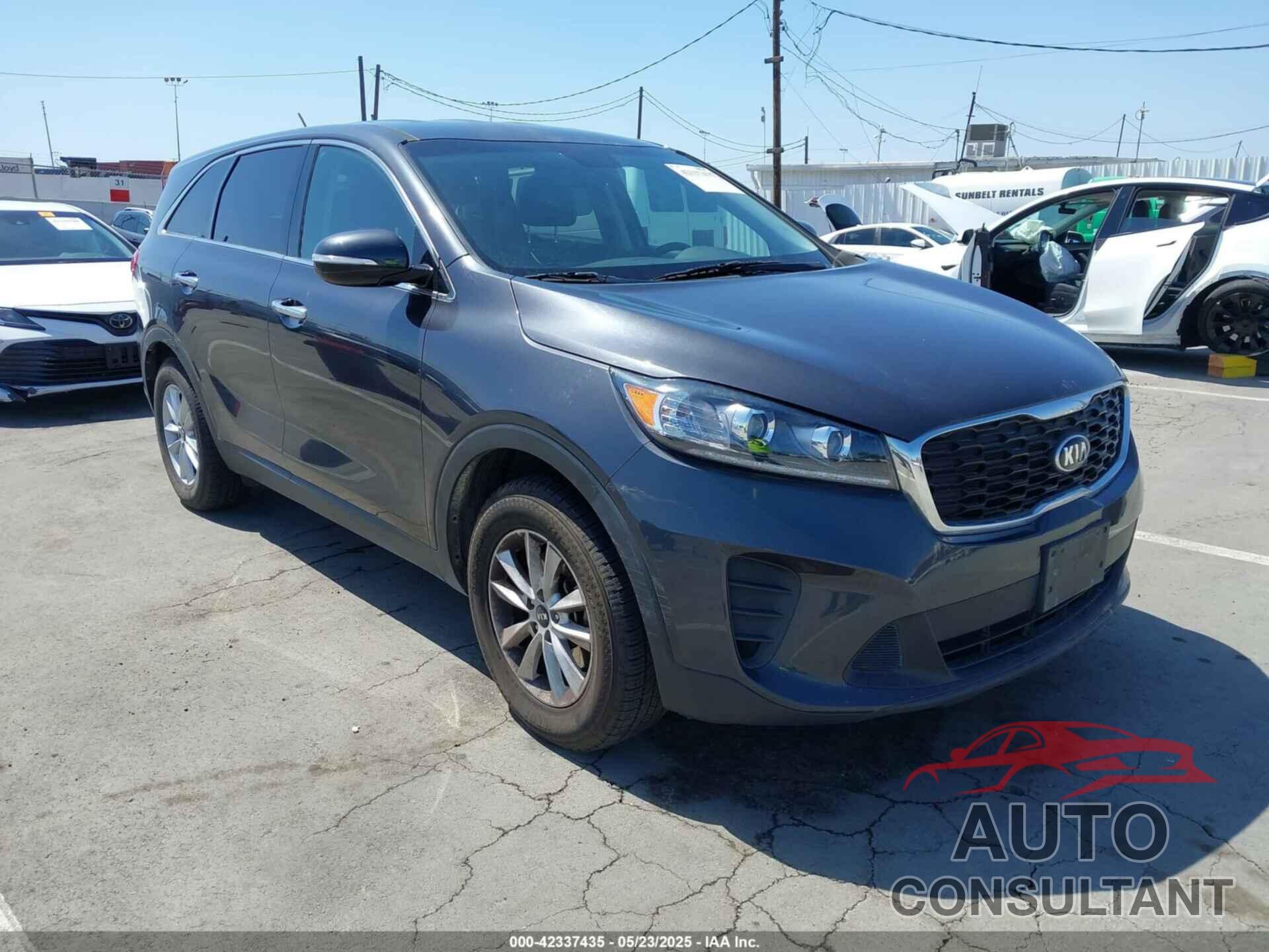KIA SORENTO 2019 - 5XYPG4A38KG536055