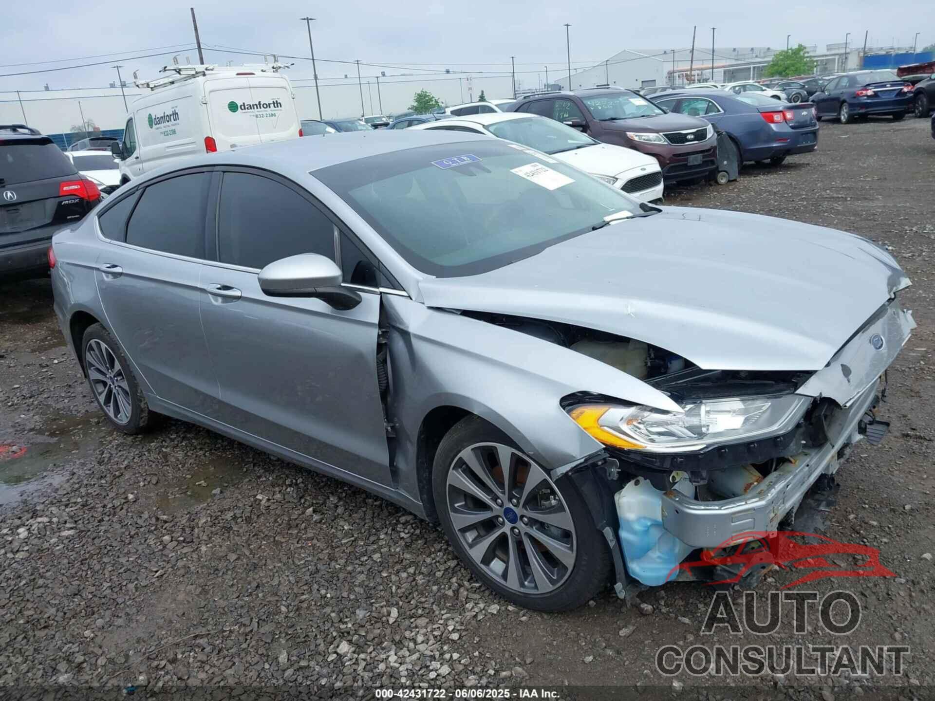 FORD FUSION 2020 - 3FA6P0T93LR120739