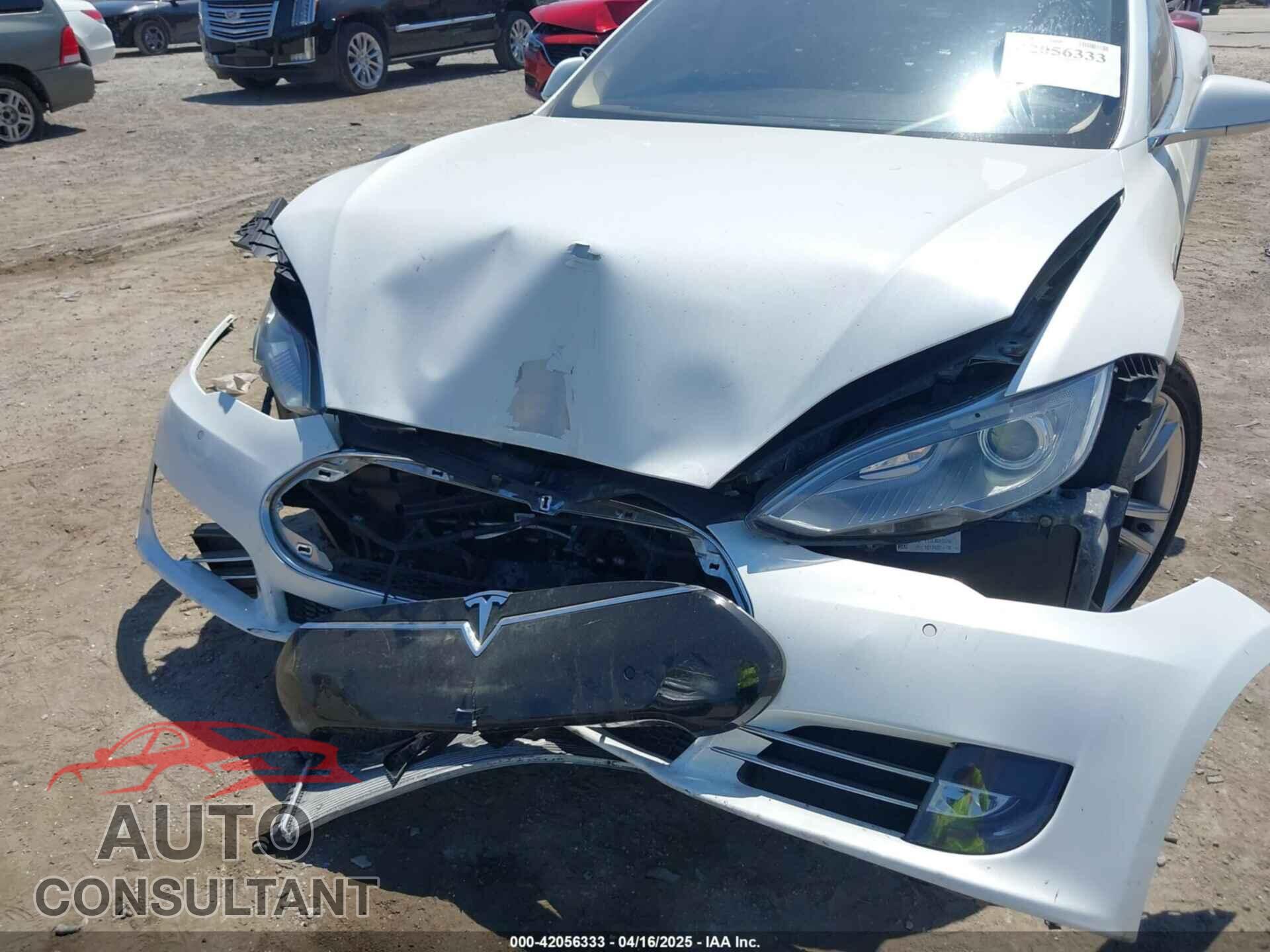 TESLA MODEL S 2013 - 5YJSA1CN2DFP26615
