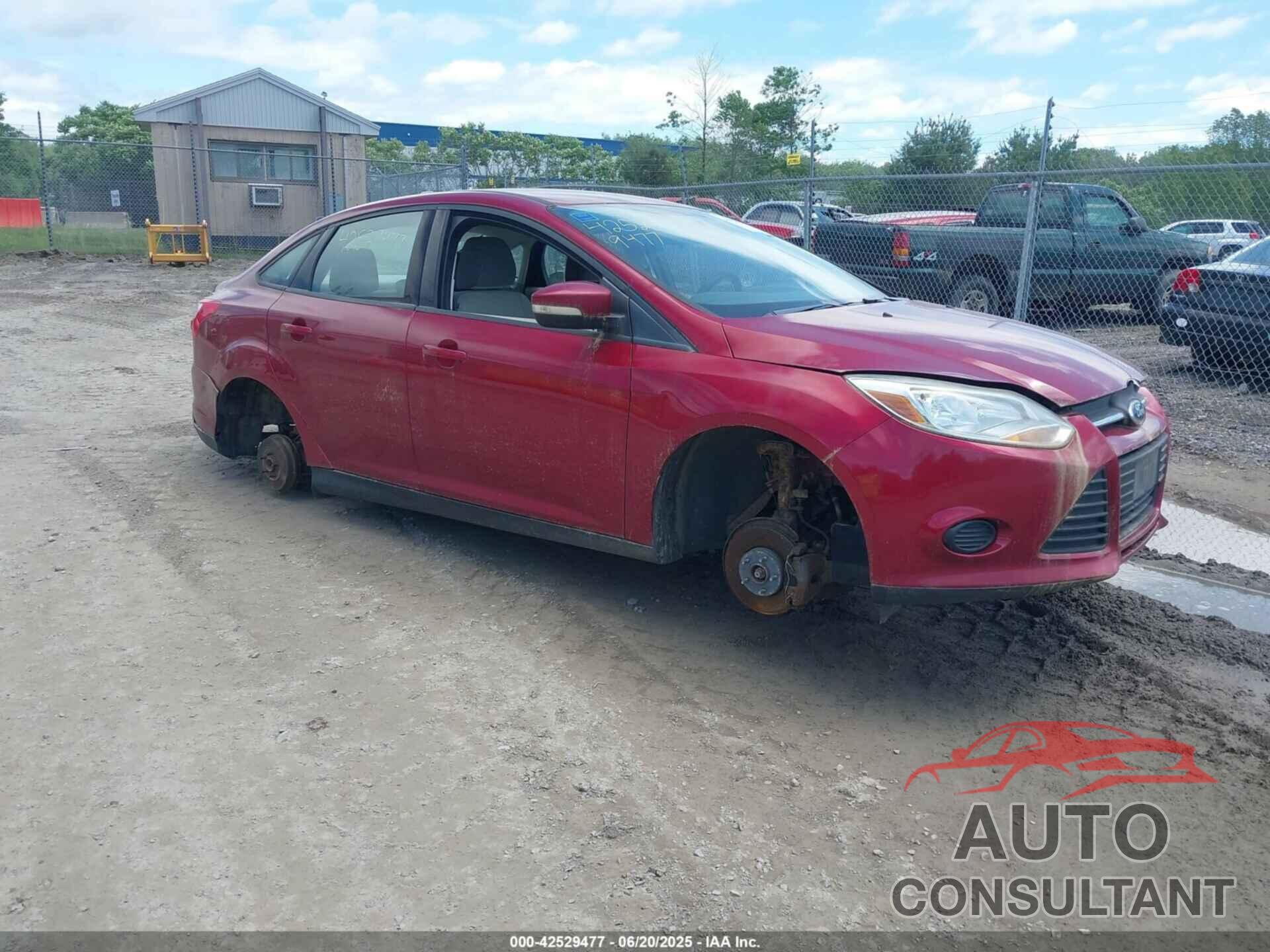 FORD FOCUS 2013 - 1FADP3F24DL317135