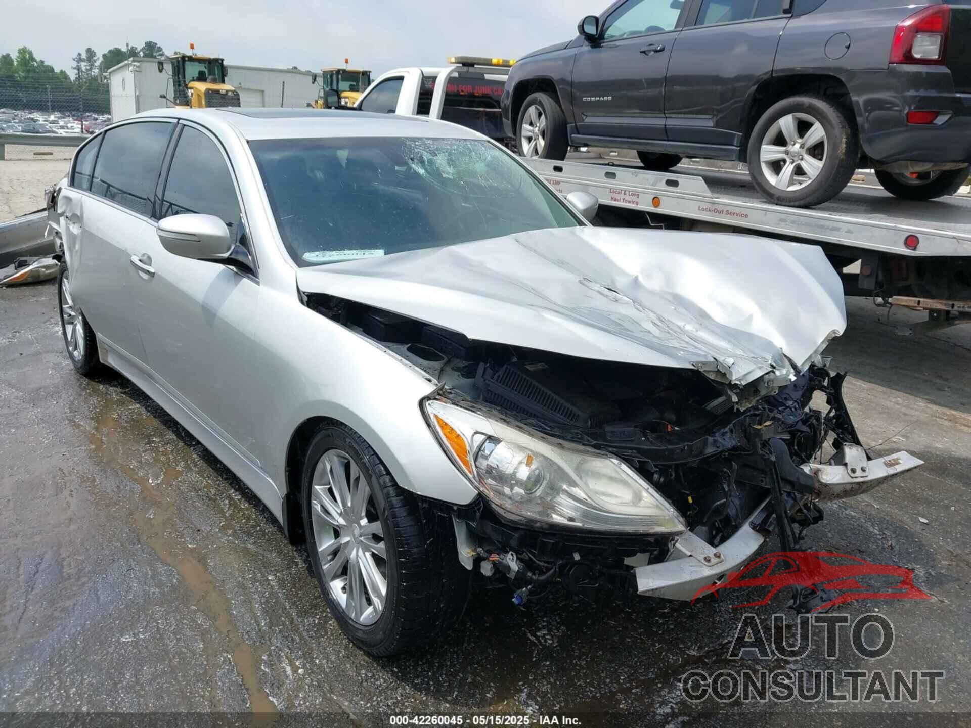 HYUNDAI GENESIS 2013 - KMHGC4DD3DU248313