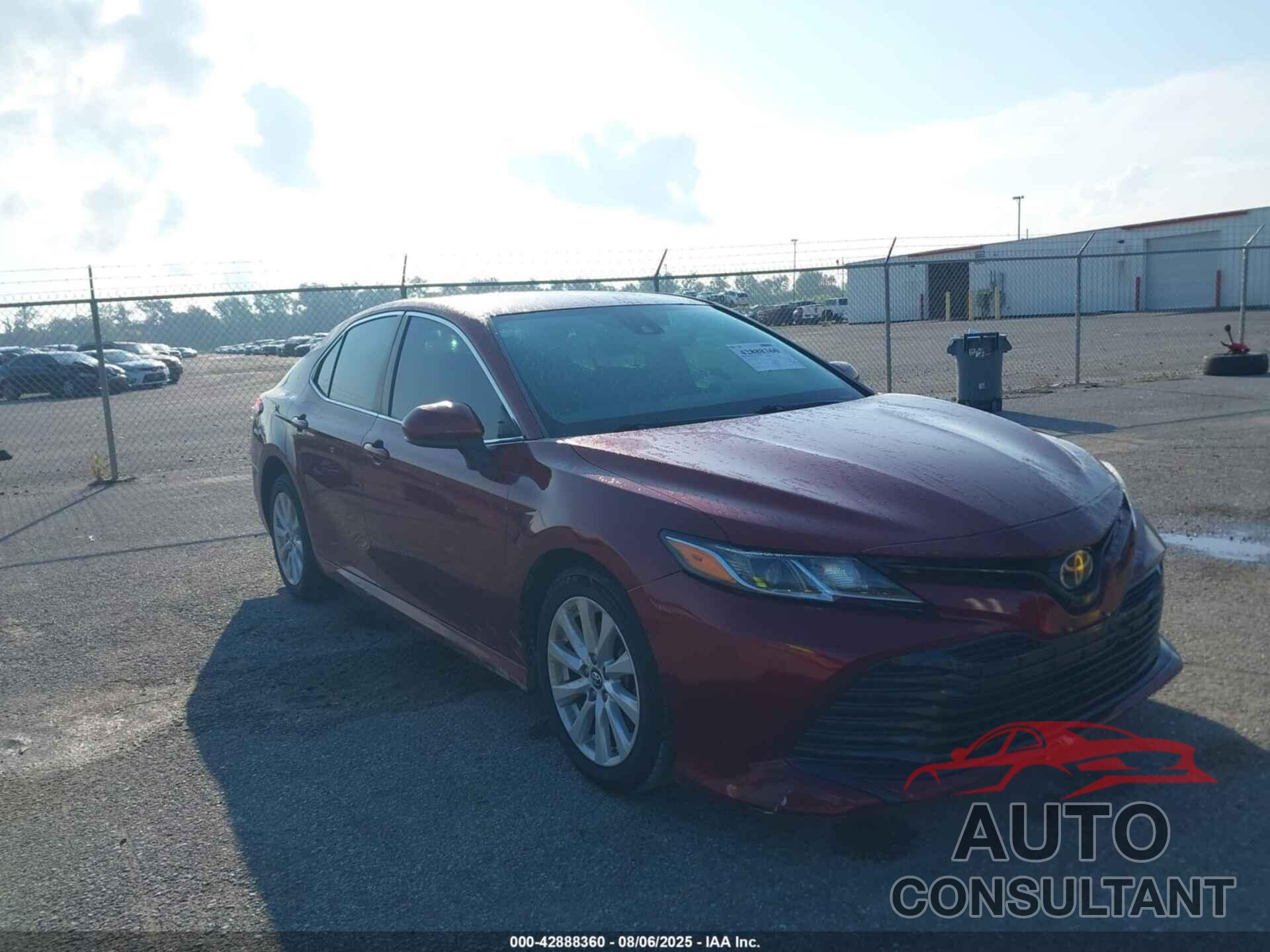 TOYOTA CAMRY 2018 - 4T1B11HK7JU643324