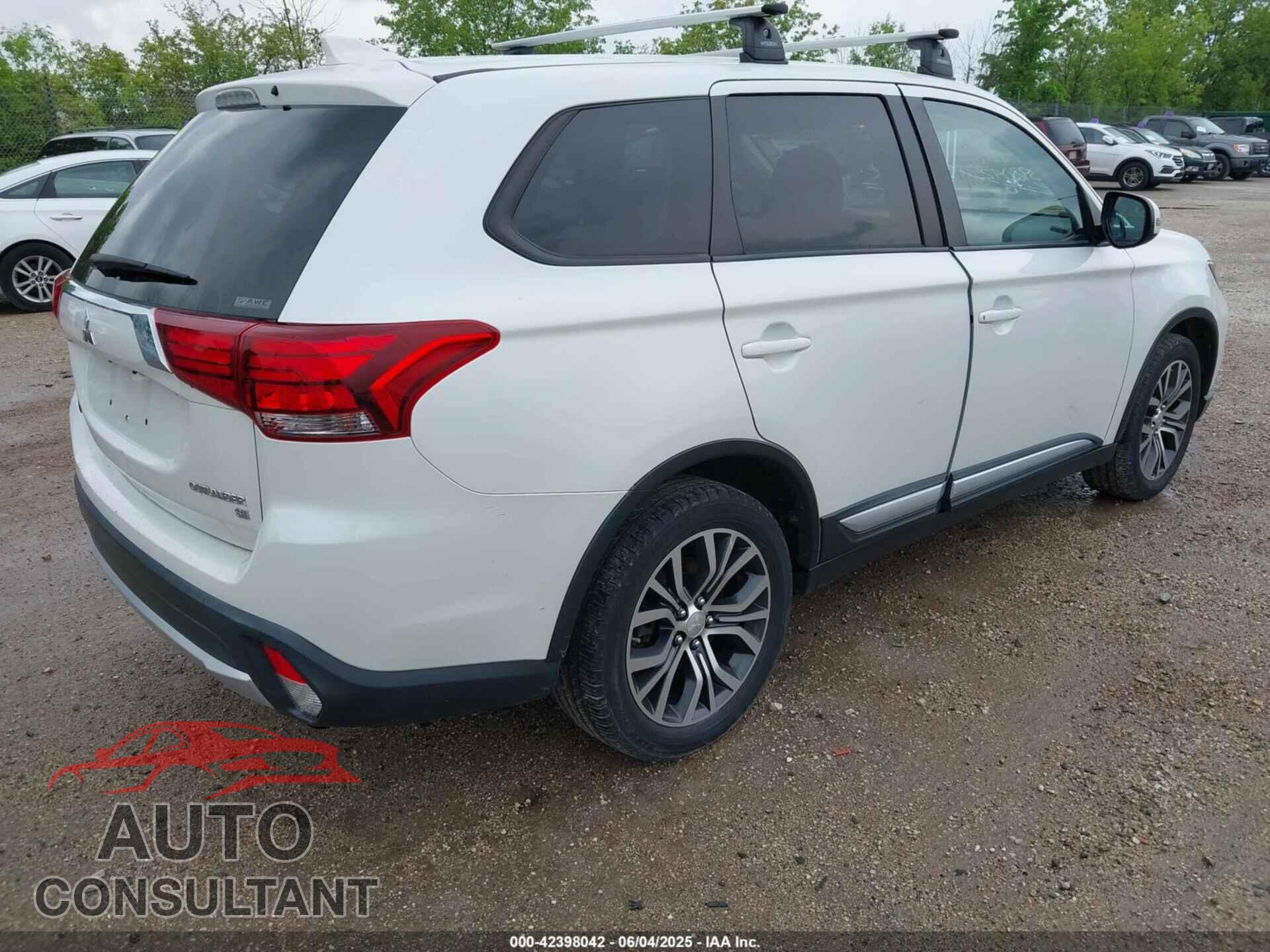 MITSUBISHI OUTLANDER 2017 - JA4AZ3A33HZ045357