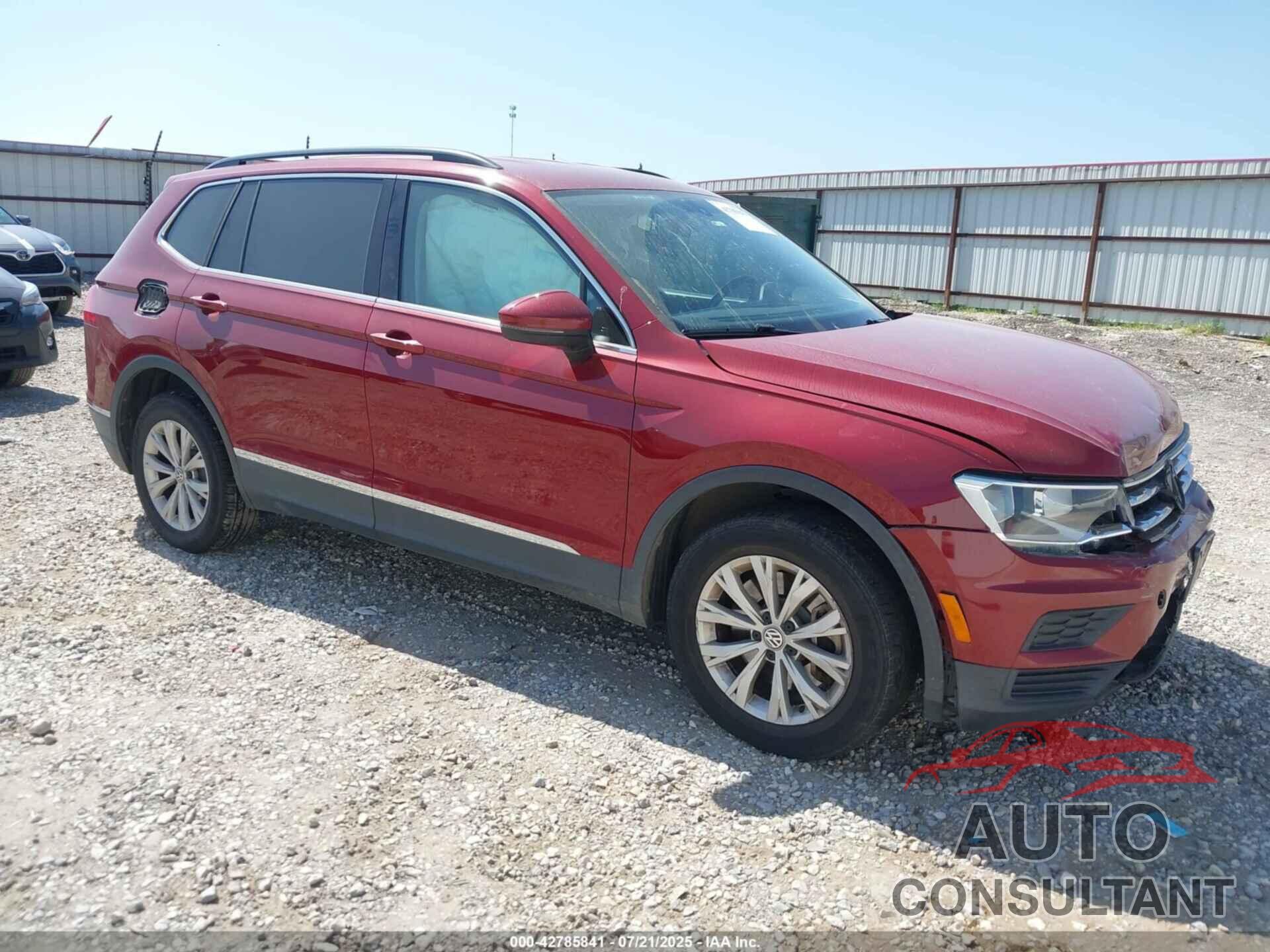 VOLKSWAGEN TIGUAN 2018 - 3VV2B7AX3JM143905