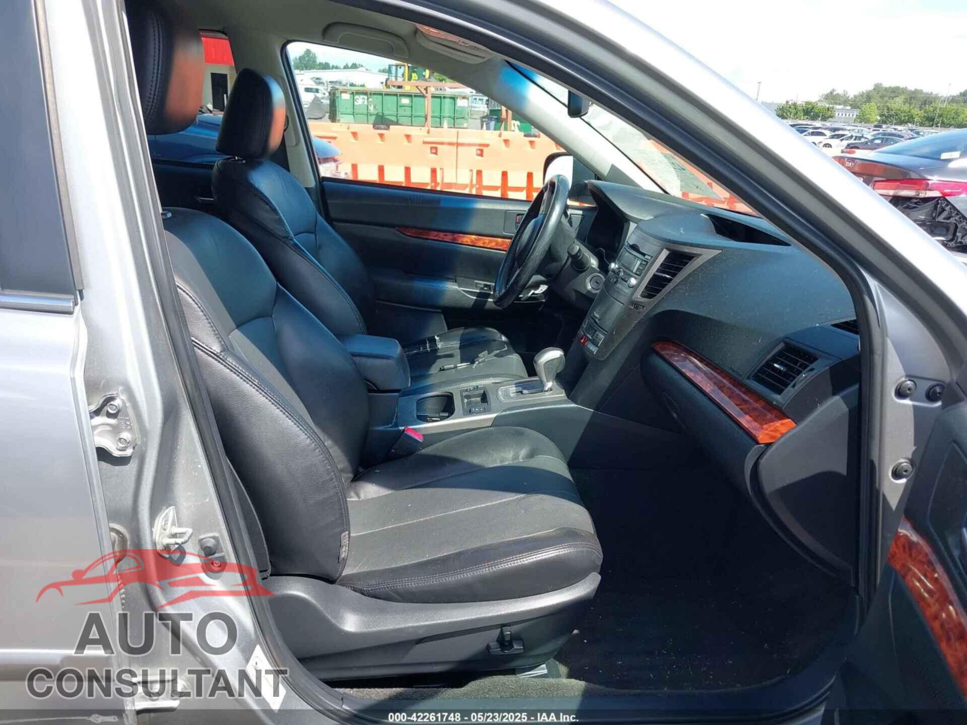 SUBARU OUTBACK 2011 - 4S4BRBJC3B3447776