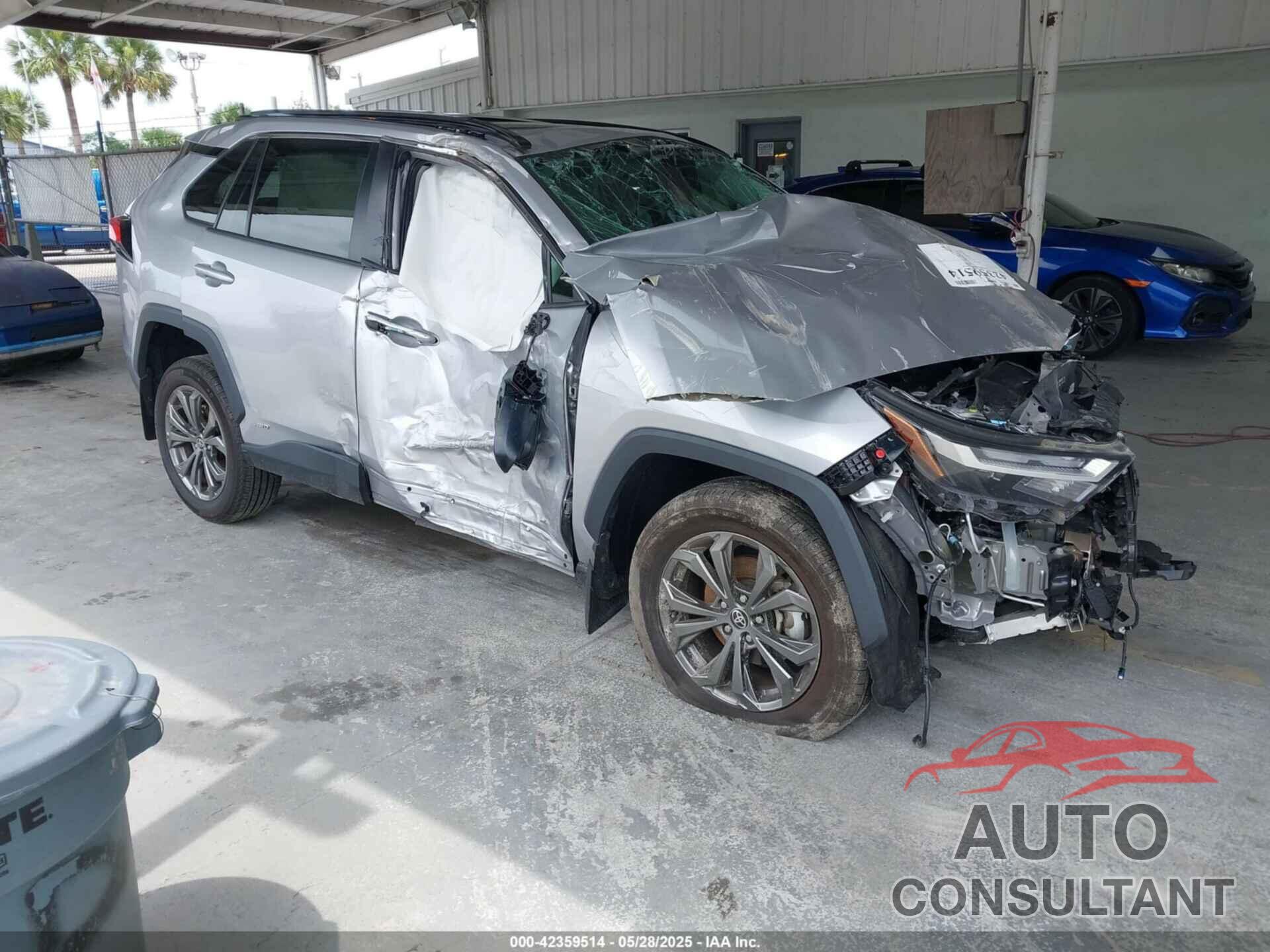 TOYOTA RAV4 HYBRID 2022 - 4T3B6RFV6NU085122