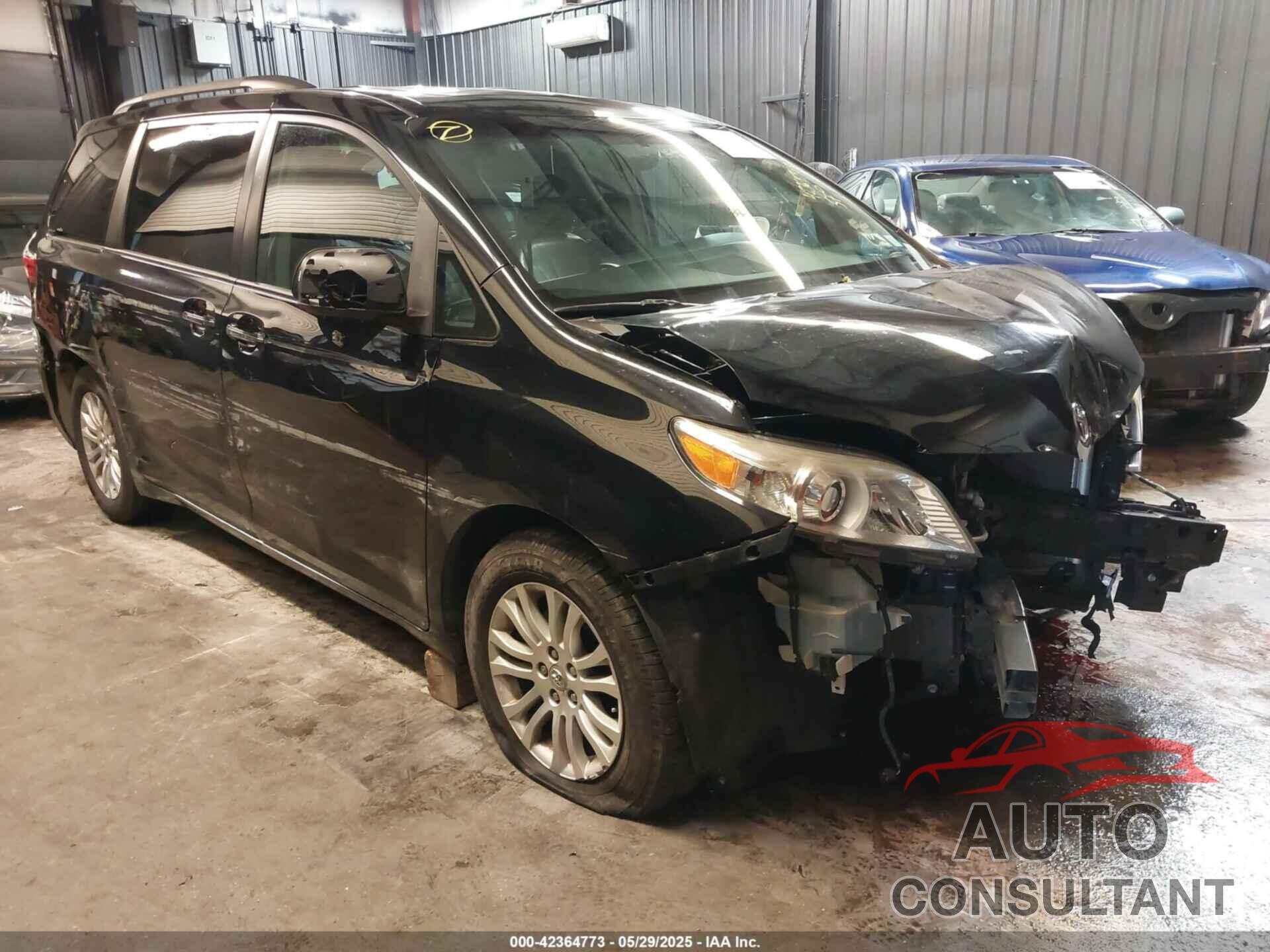 TOYOTA SIENNA 2017 - 5TDYZ3DC6HS773305