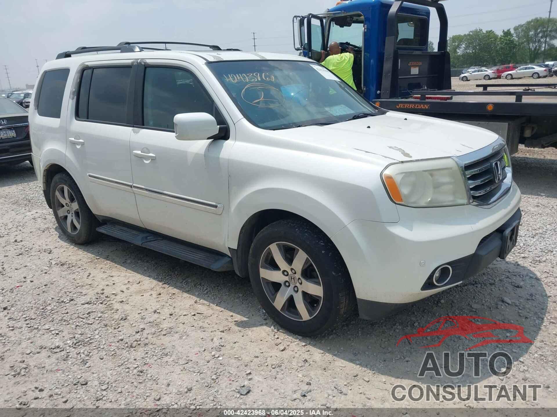 HONDA PILOT 2012 - 5FNYF4H9XCB071952