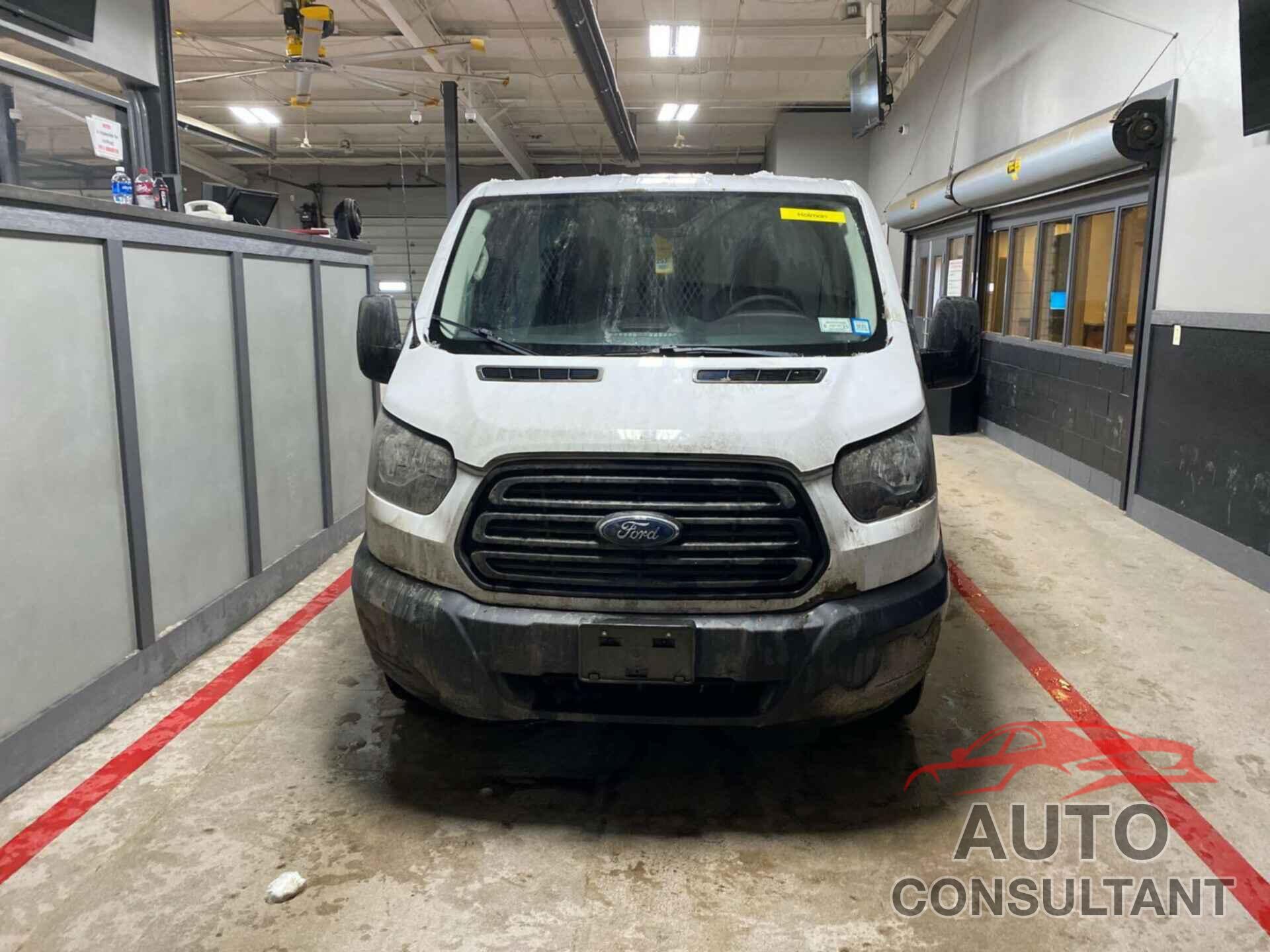 FORD TRANSIT-150 2015 - 1FTNE2YM5FKB29925