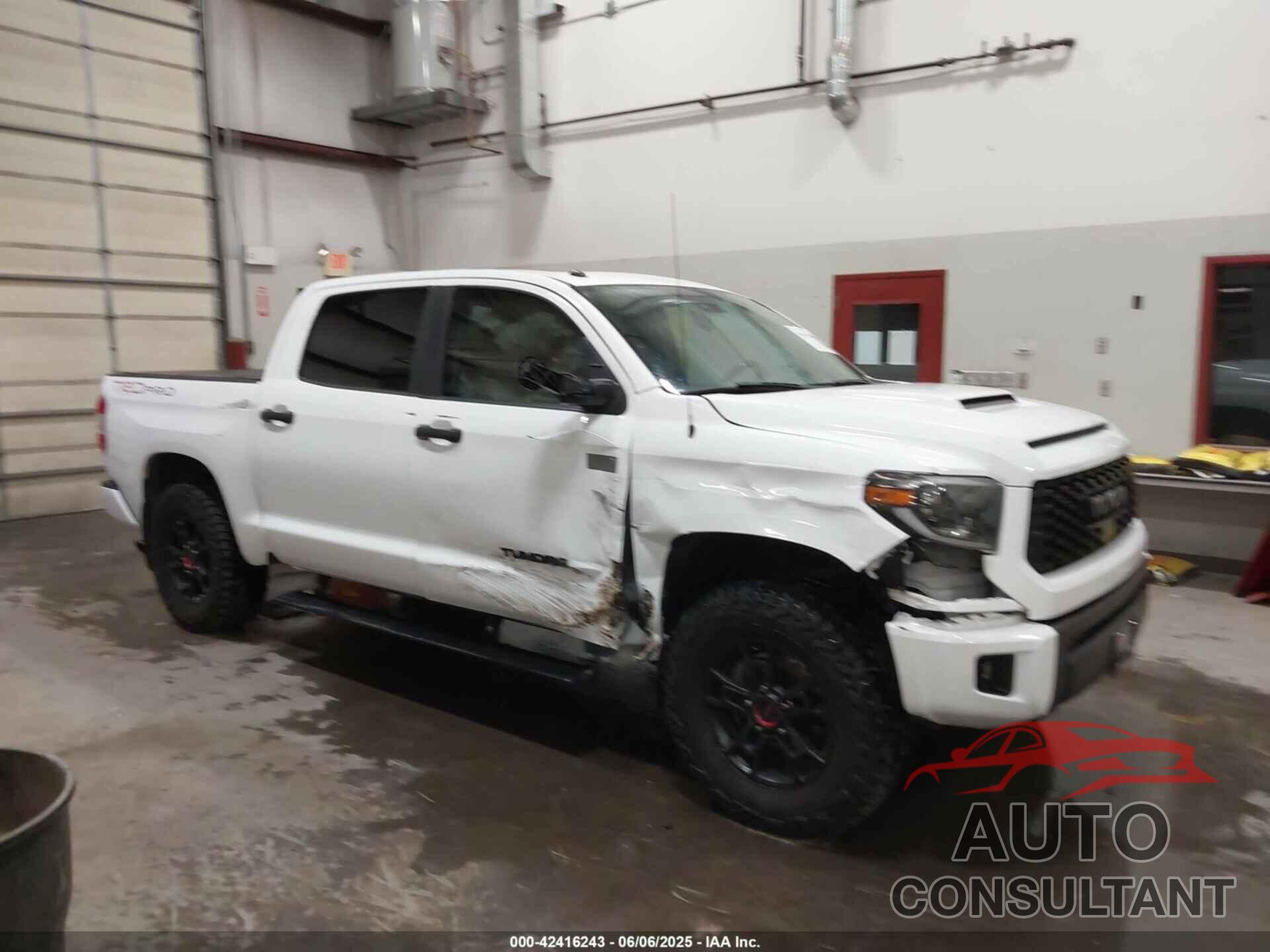 TOYOTA TUNDRA 2019 - 5TFDY5F15KX816509