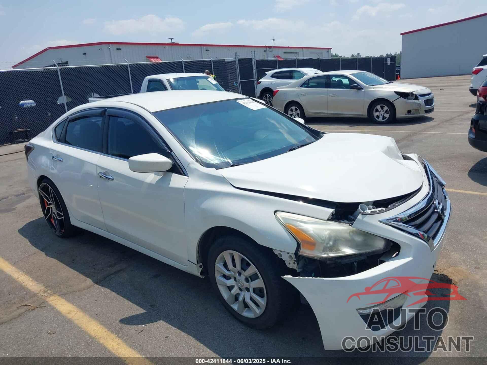 NISSAN ALTIMA 2015 - 1N4AL3AP8FC458200