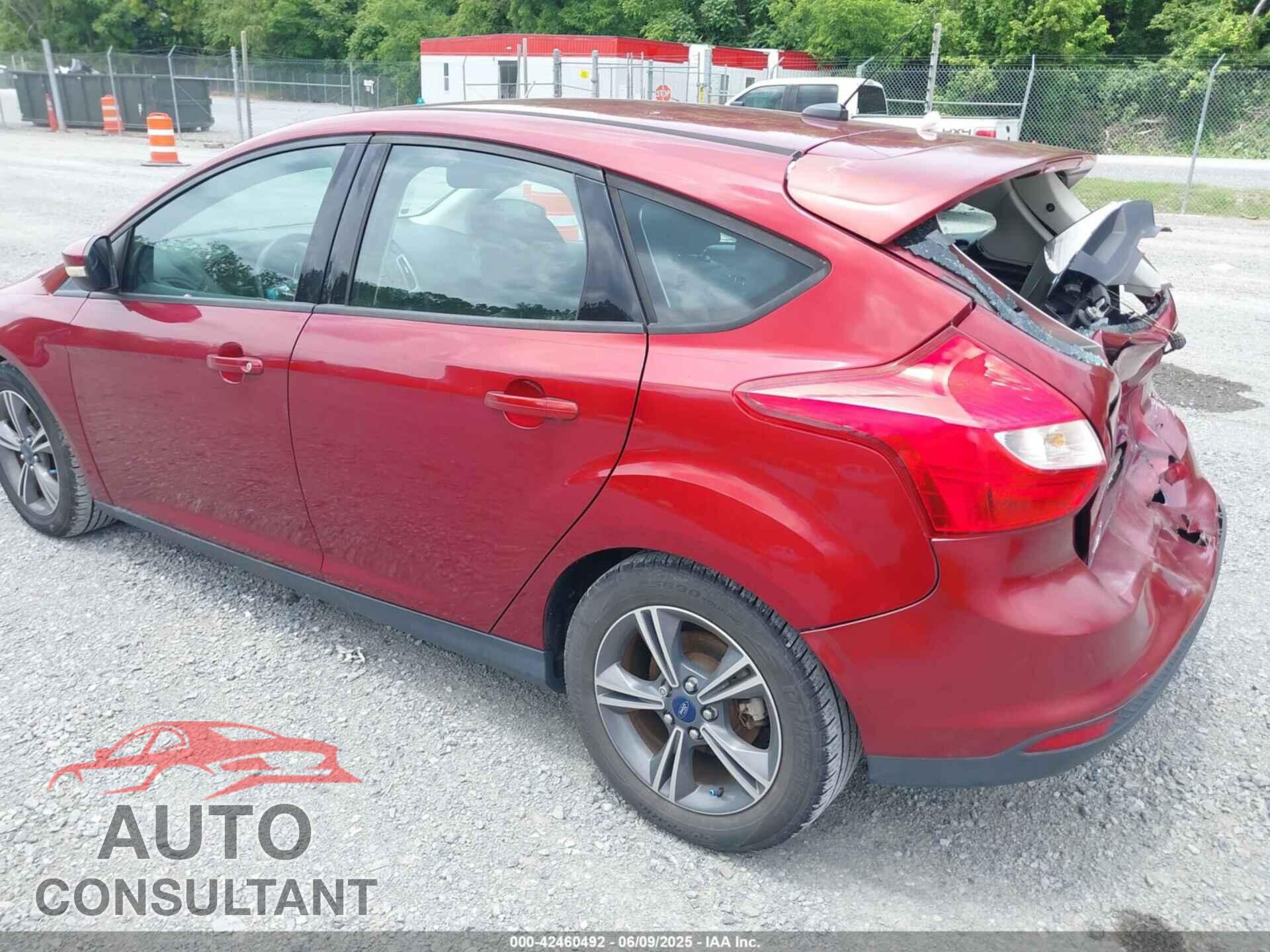 FORD FOCUS 2014 - 1FADP3K21EL345689