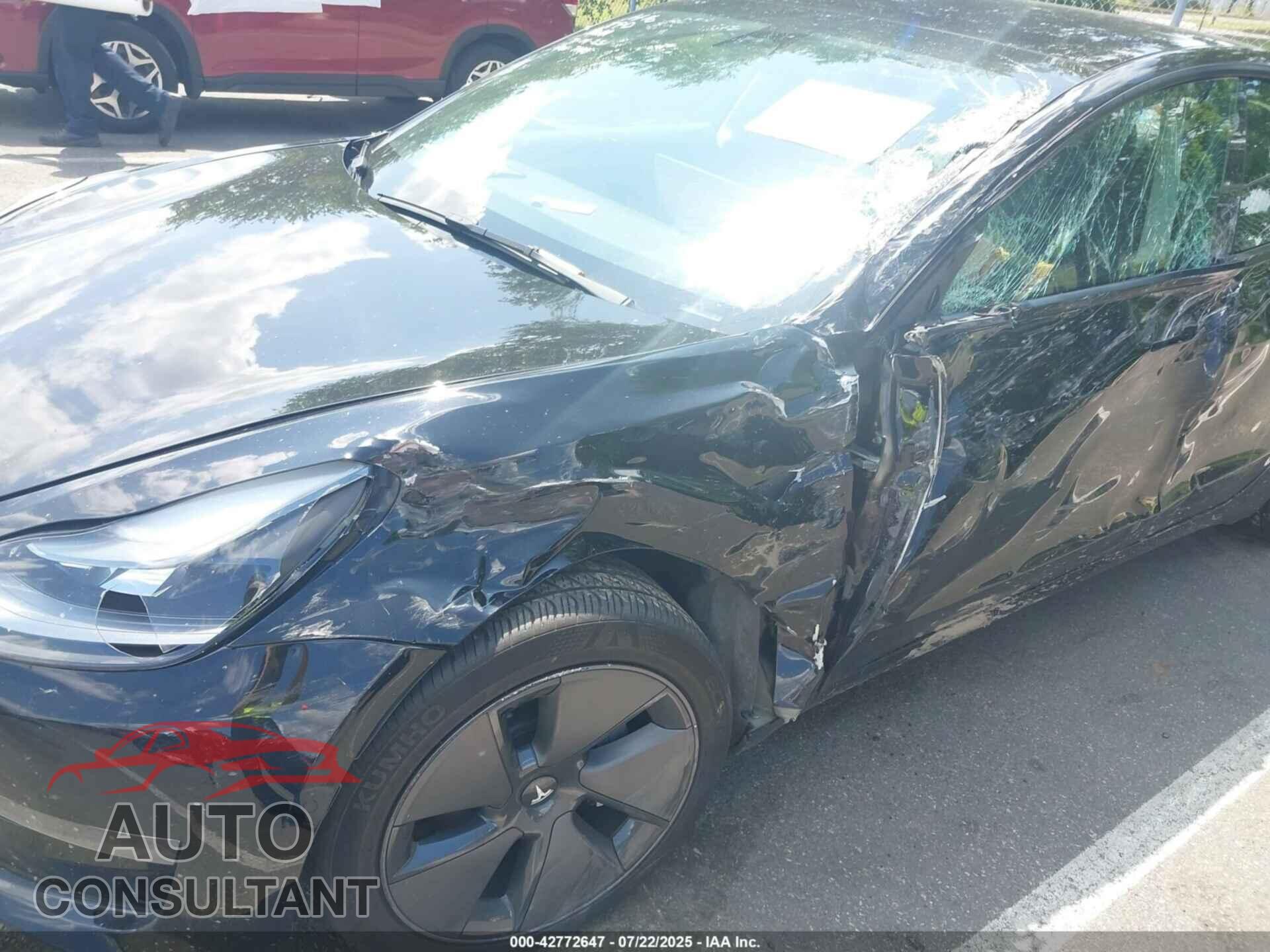 TESLA MODEL 3 2022 - 5YJ3E1EA2NF287100
