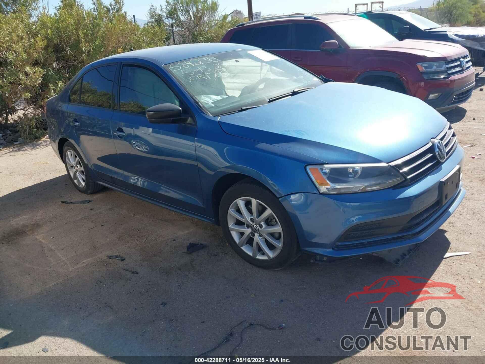 VOLKSWAGEN JETTA 2015 - 3VWD17AJ5FM257947
