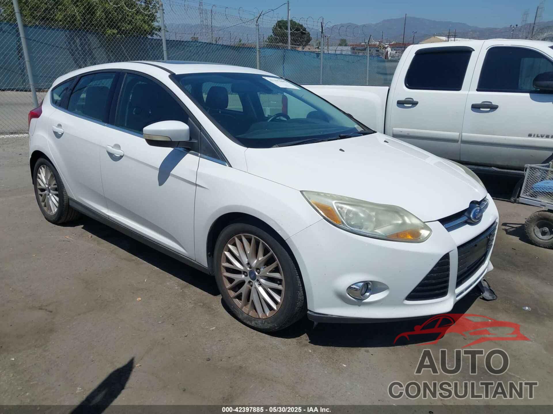FORD FOCUS 2012 - 1FAHP3M21CL316222
