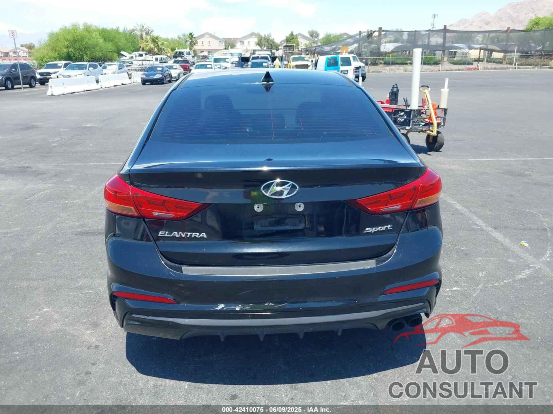 HYUNDAI ELANTRA 2017 - KMHD04LB7HU348982