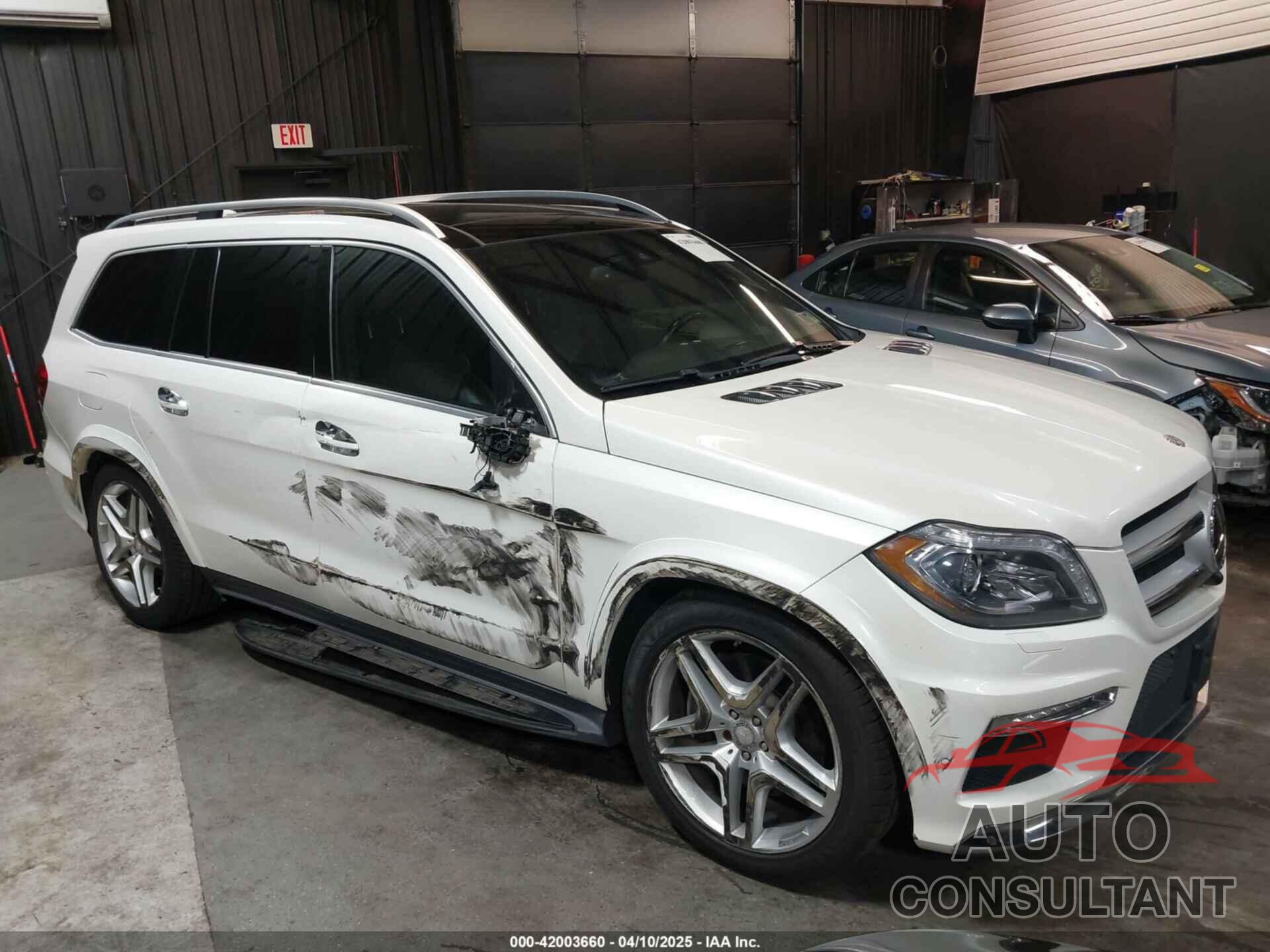 MERCEDES-BENZ GL 550 2015 - 4JGDF7DE6FA541387