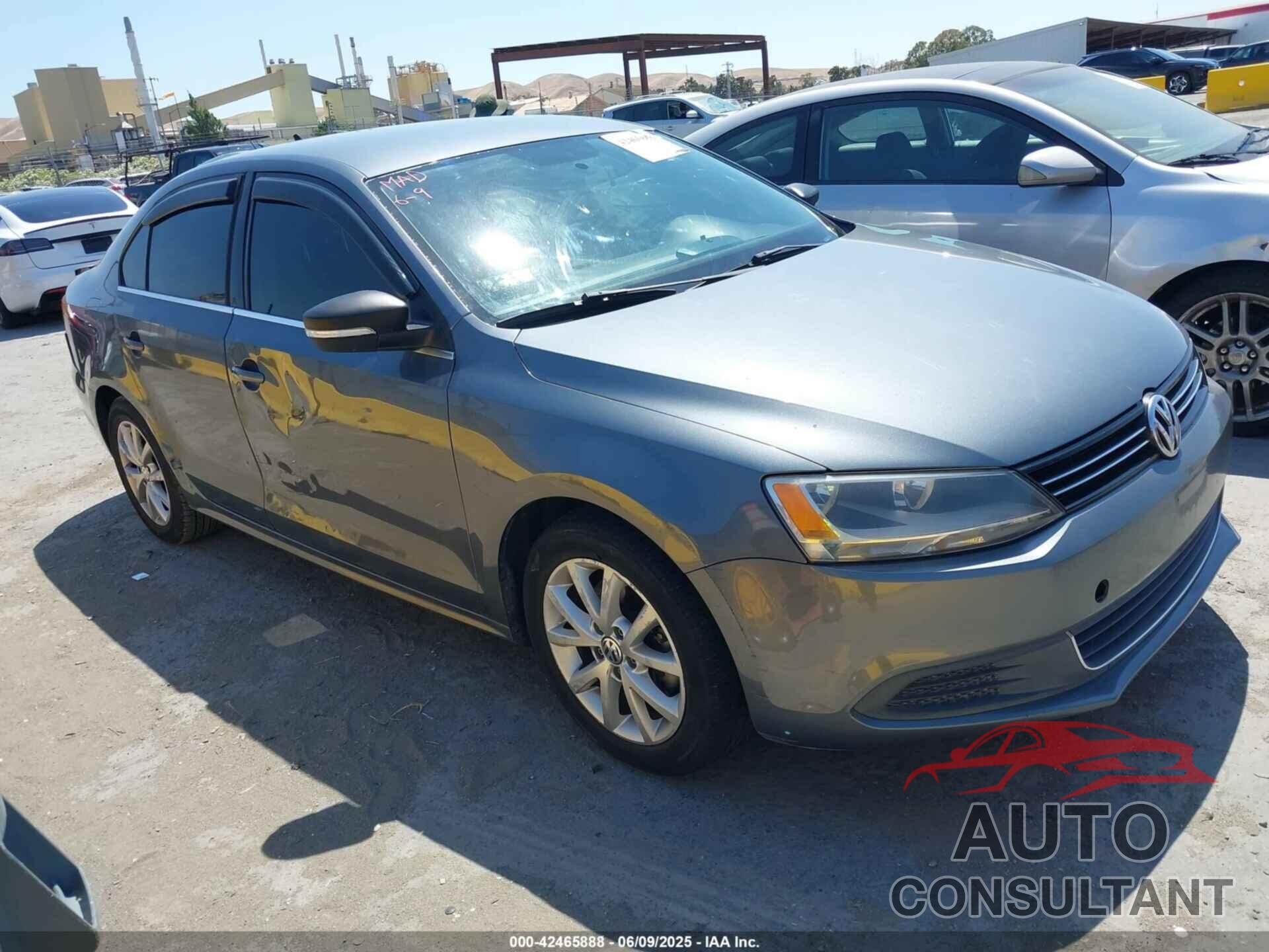VOLKSWAGEN JETTA 2014 - 3VWD17AJ5EM314646