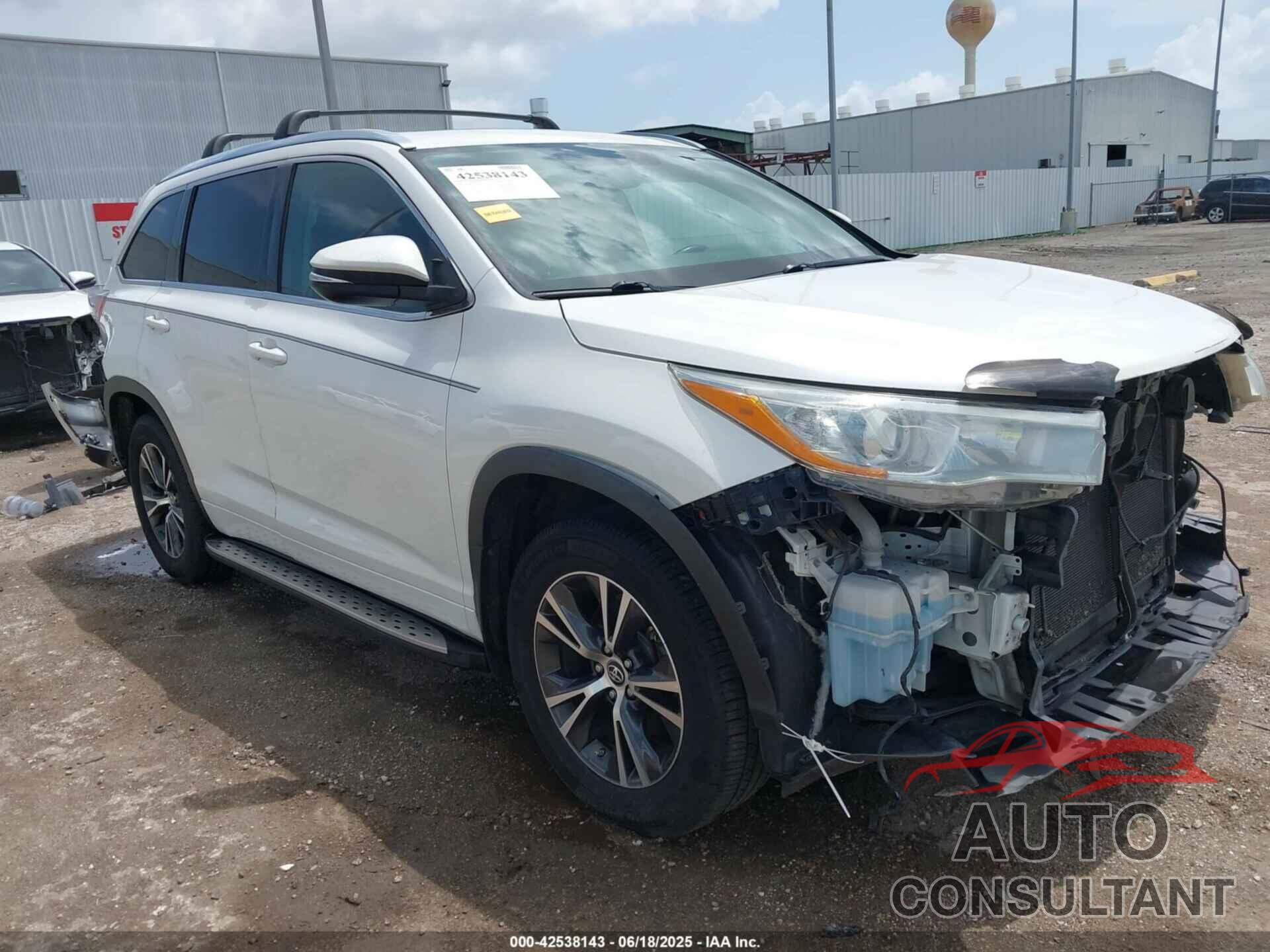 TOYOTA HIGHLANDER 2016 - 5TDKKRFH7GS161277