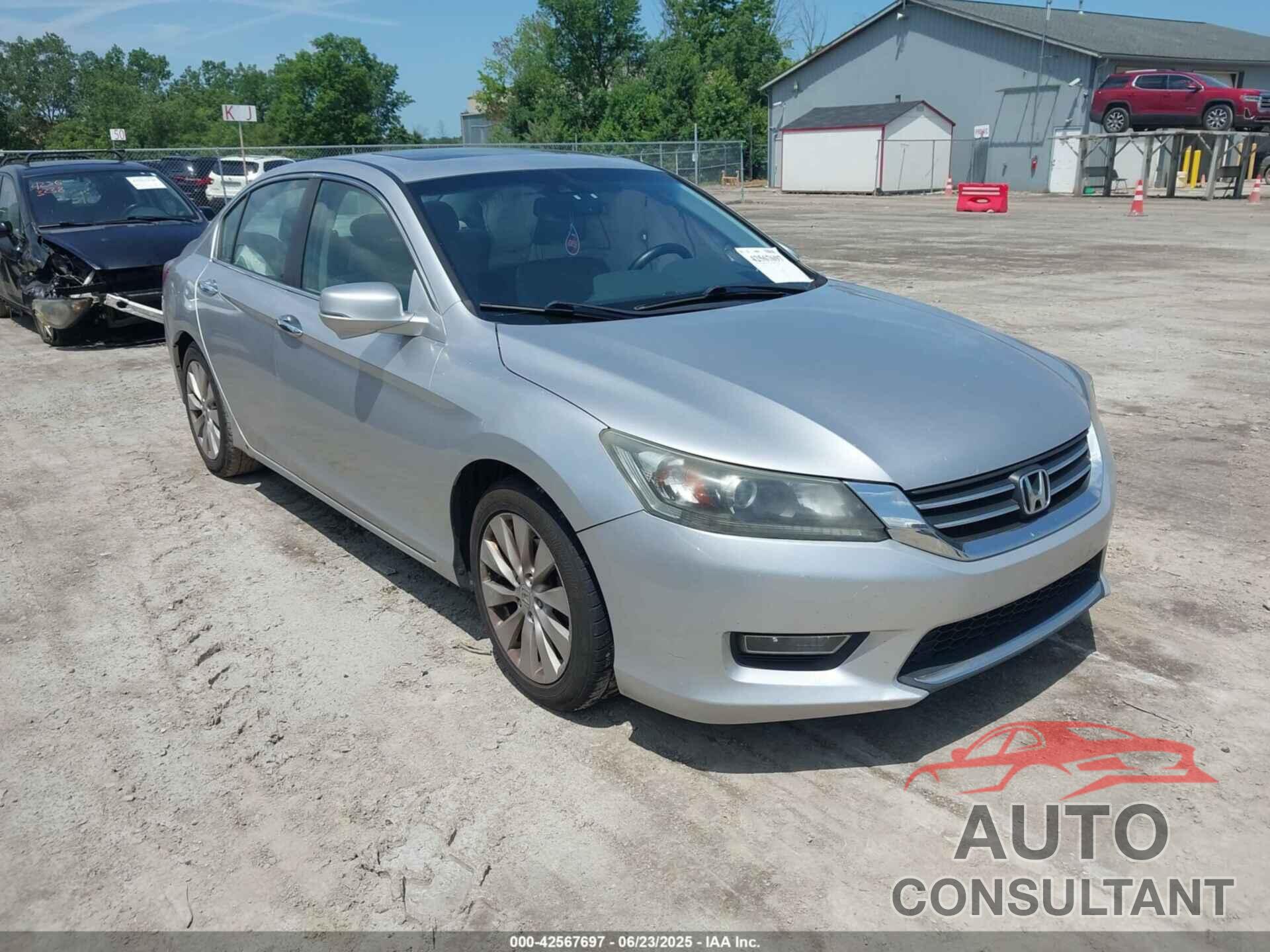 HONDA ACCORD 2013 - 1HGCR2F84DA123703