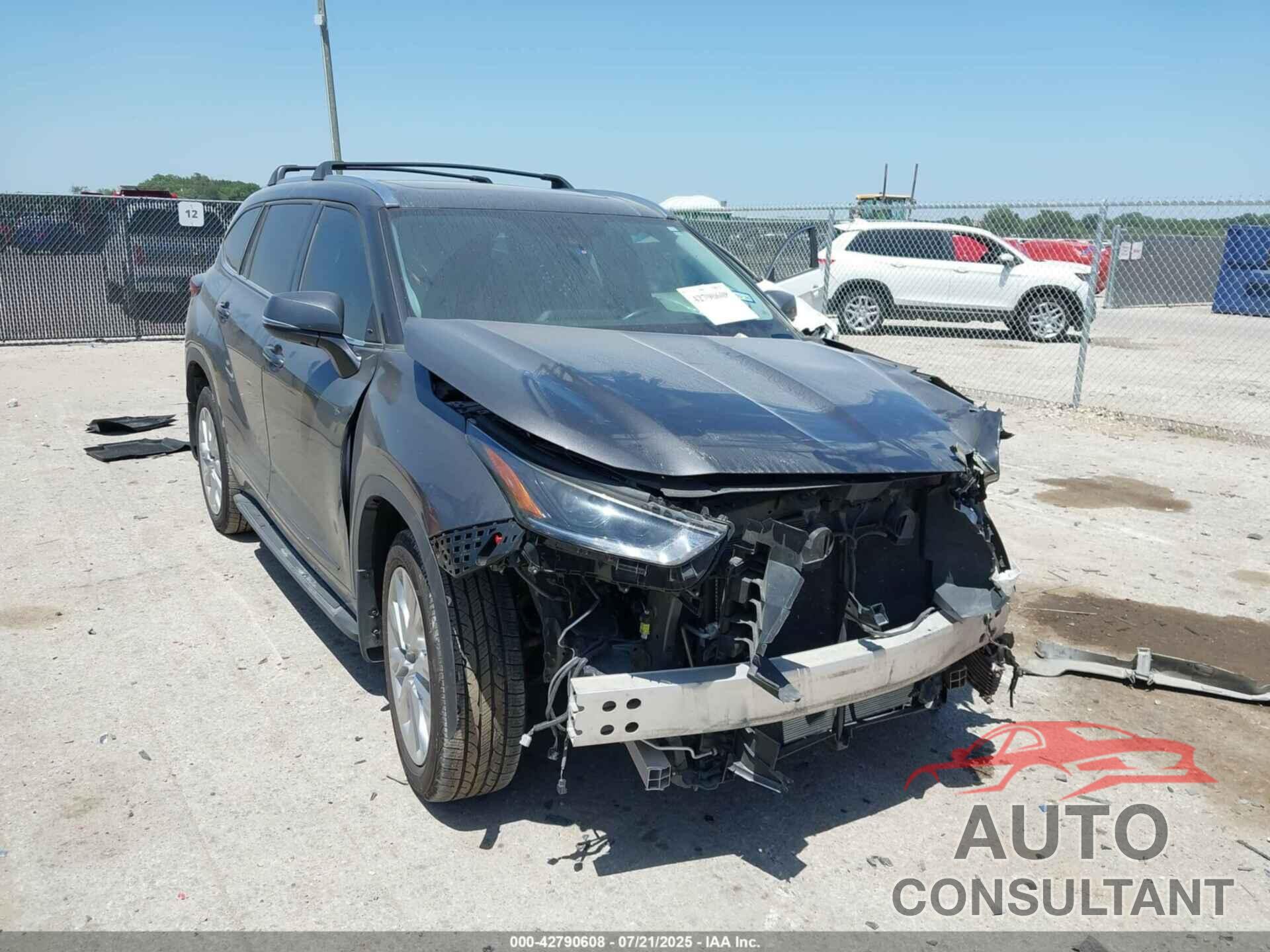 TOYOTA HIGHLANDER 2021 - 5TDDZRBH6MS091583