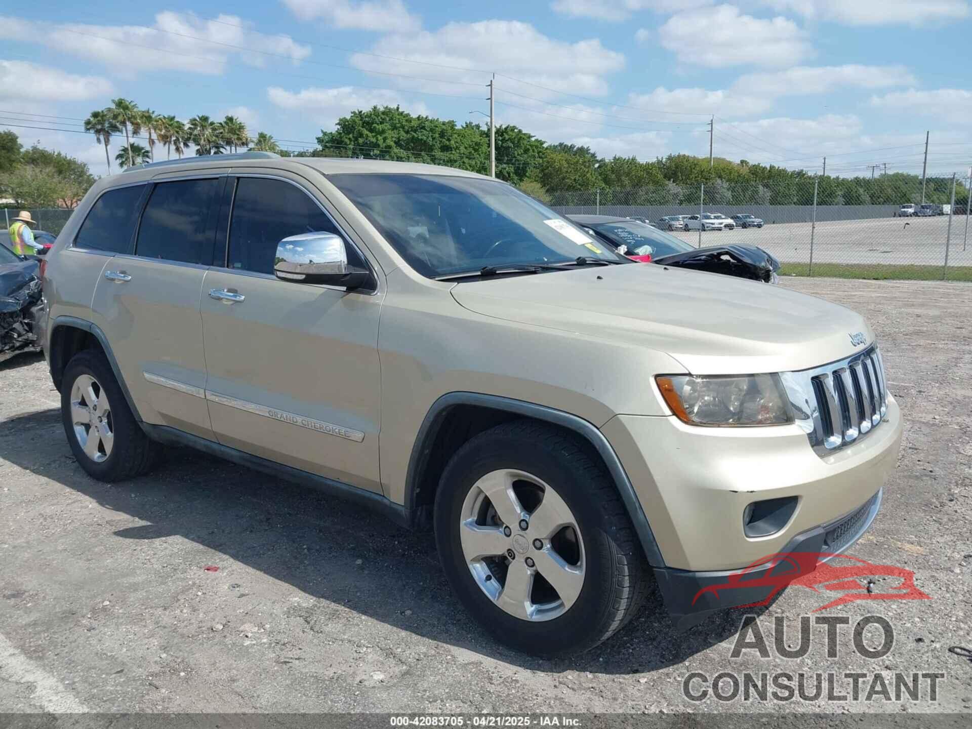 JEEP GRAND CHEROKEE 2011 - 1J4RS5GT7BC720017