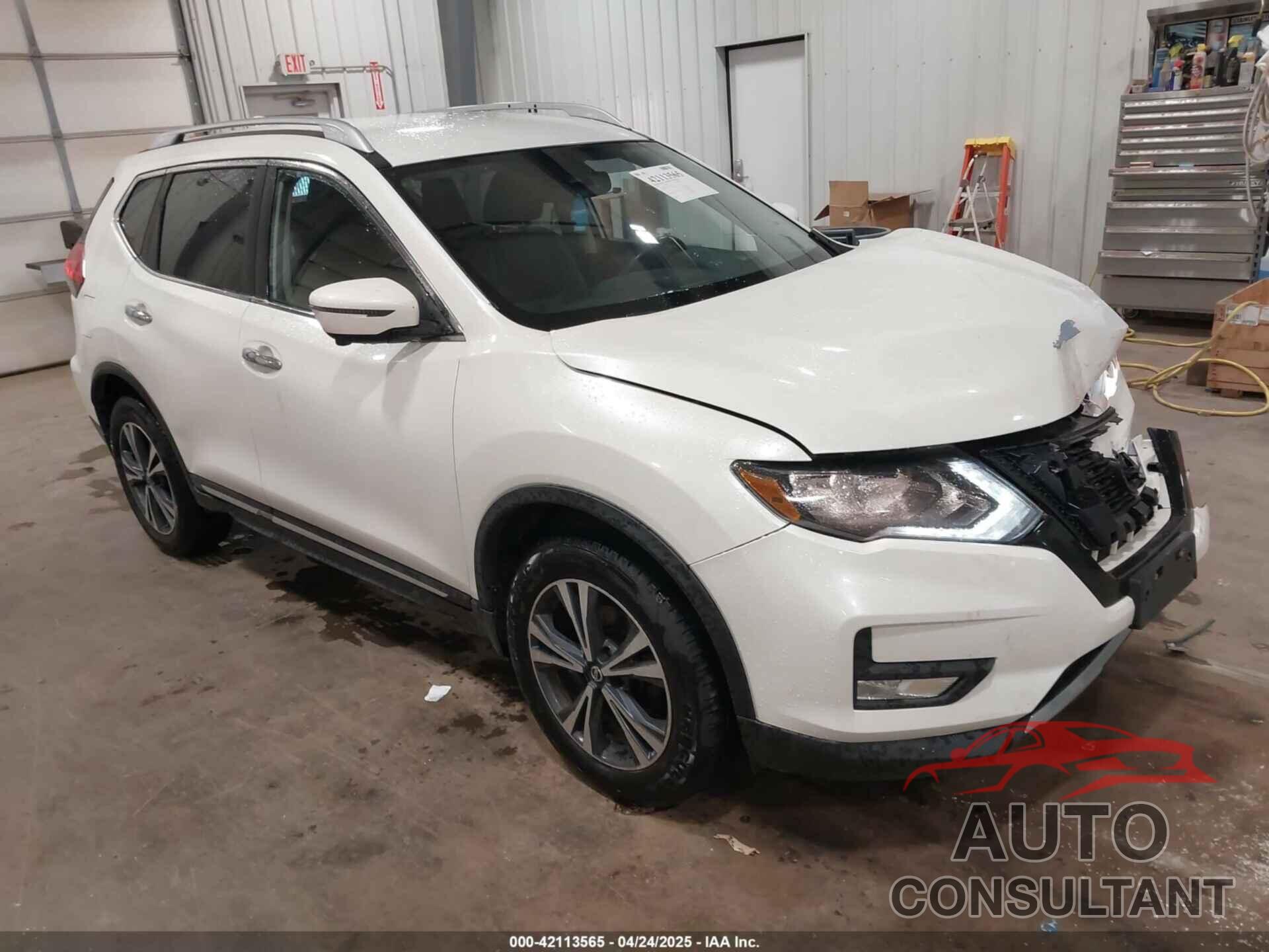 NISSAN ROGUE 2017 - JN8AT2MV5HW009156