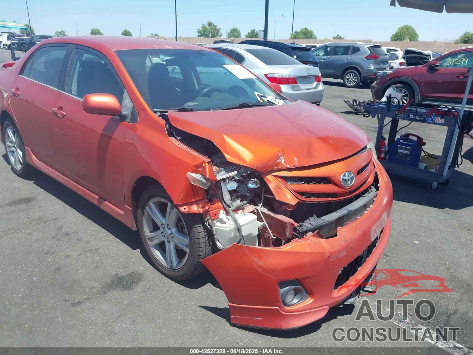 TOYOTA COROLLA 2013 - 2T1BU4EE6DC096589