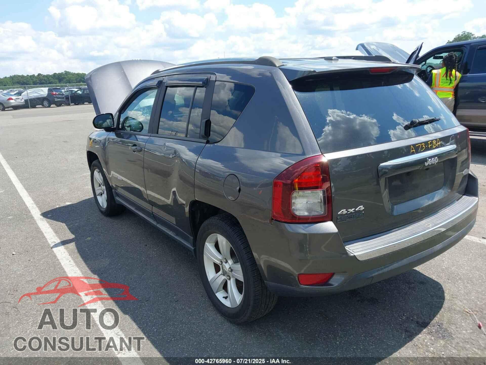 JEEP COMPASS 2015 - 1C4NJDEB3FD110000