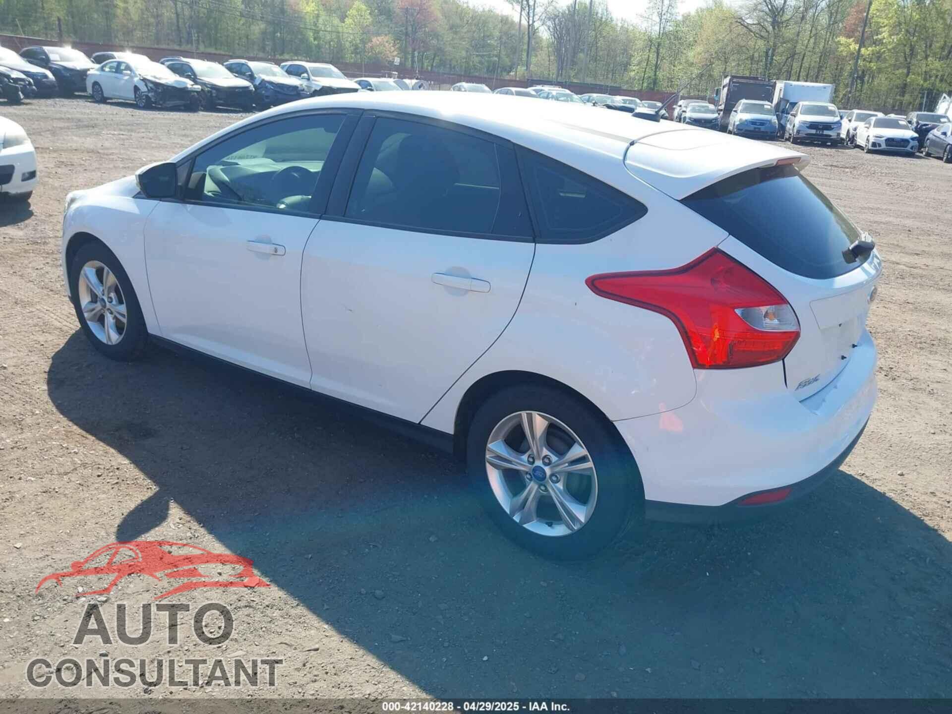 FORD FOCUS 2013 - 1FADP3K26DL262144