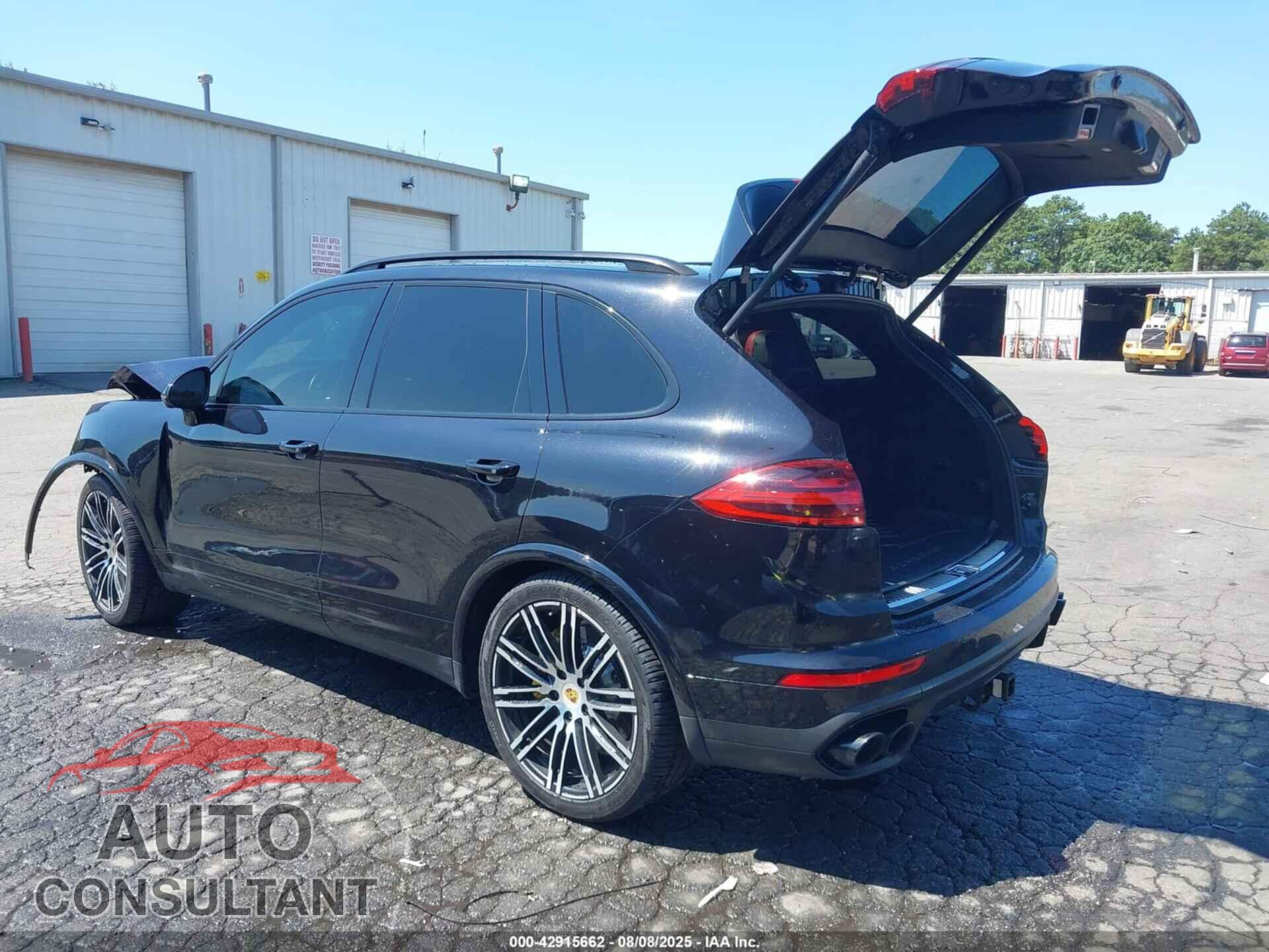 PORSCHE CAYENNE 2016 - WP1AC2A23GLA86659