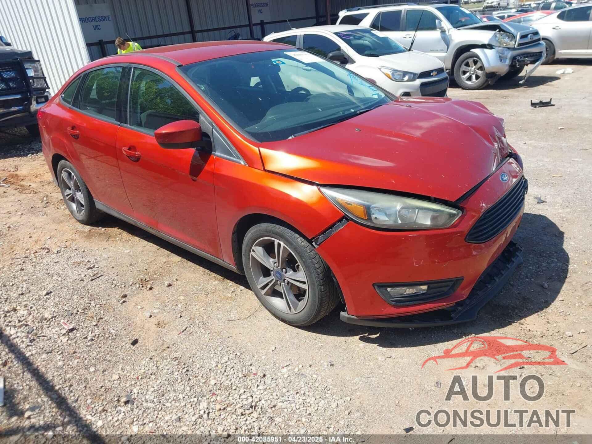 FORD FOCUS 2018 - 1FADP3F26JL321831