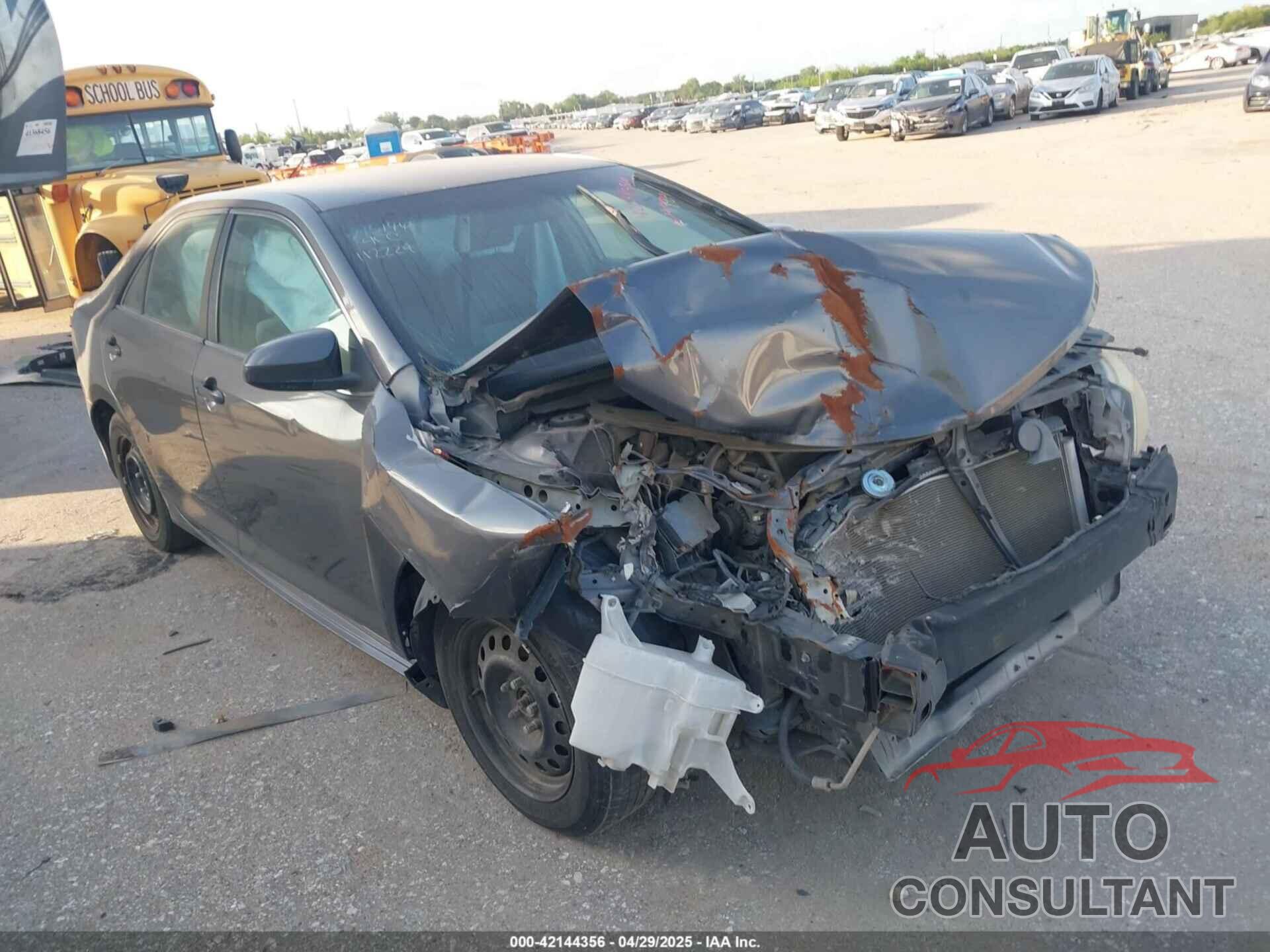 TOYOTA CAMRY 2014 - 4T4BF1FK1ER420597