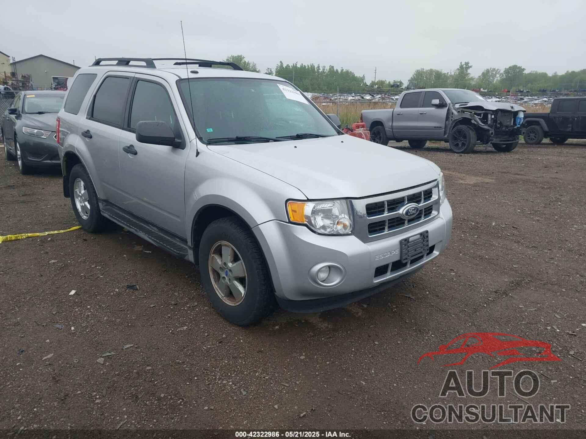 FORD ESCAPE 2010 - 1FMCU9DG5AKB16731