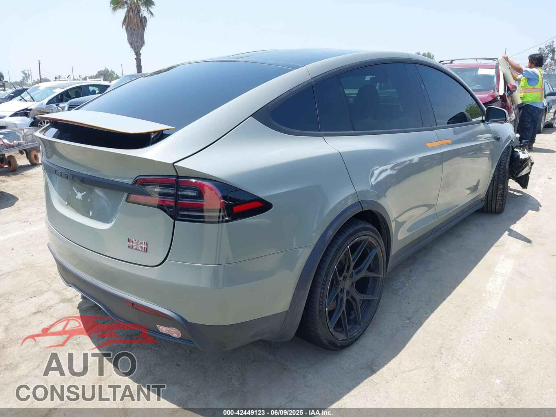 TESLA MODEL X 2022 - 7SAXCBE60NF351677