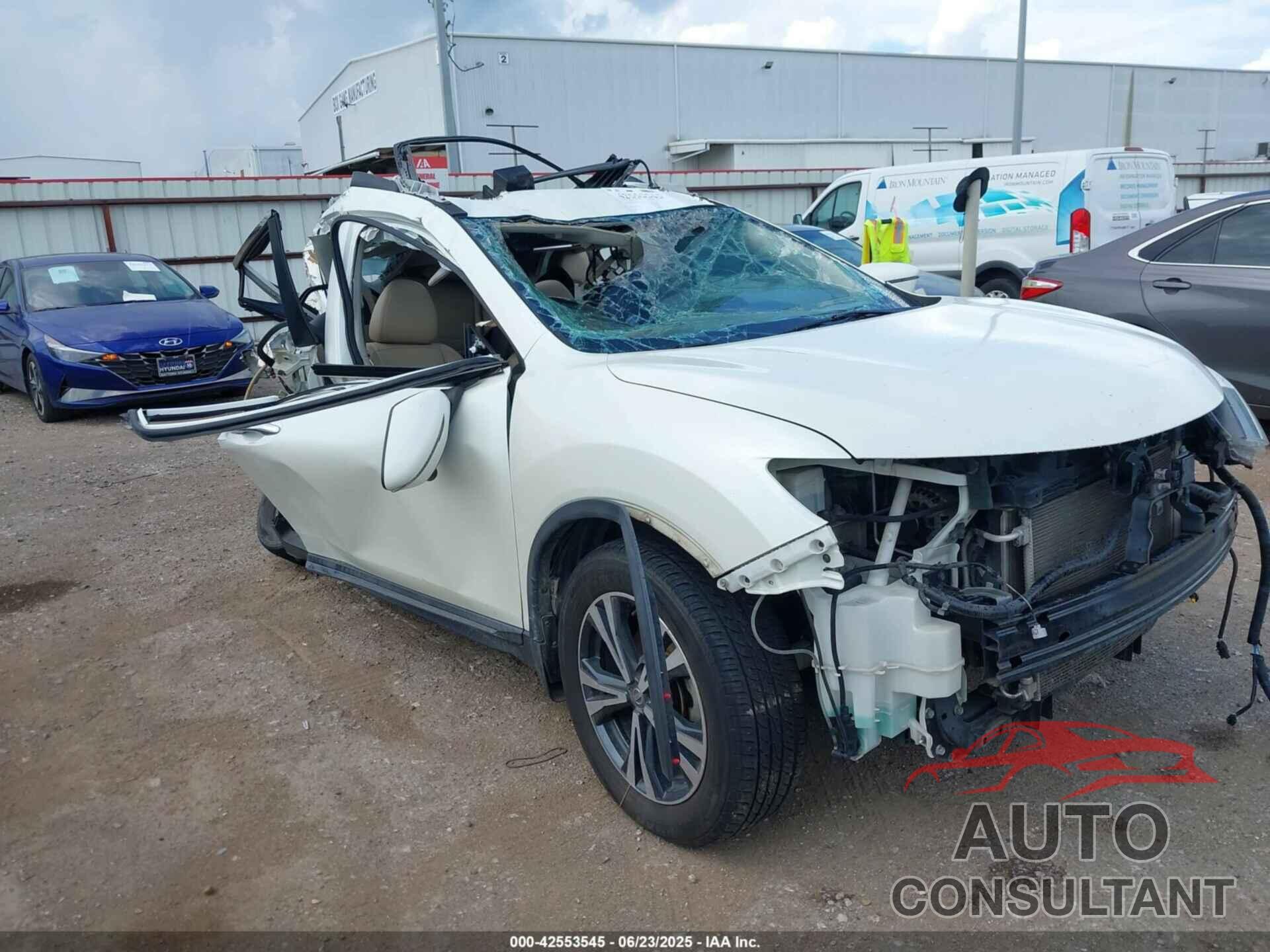 NISSAN ROGUE 2017 - 5N1AT2MT6HC884785