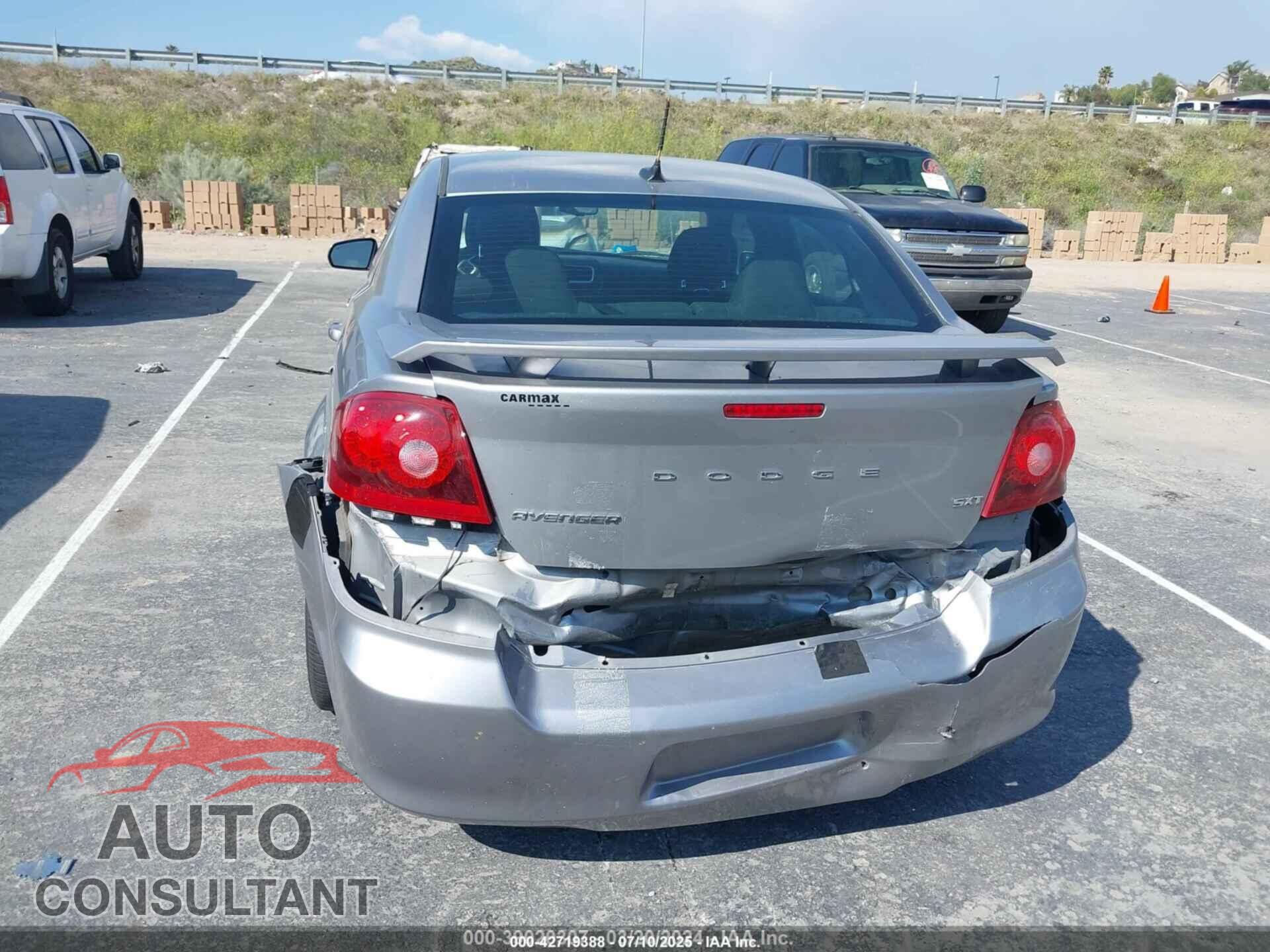 DODGE AVENGER 2013 - 1C3CDZCB8DN622457