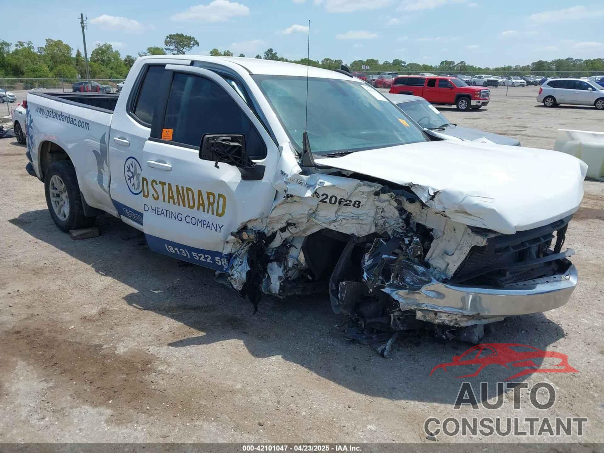 CHEVROLET SILVERADO 1500 2019 - 1GCRWCED1KZ176699