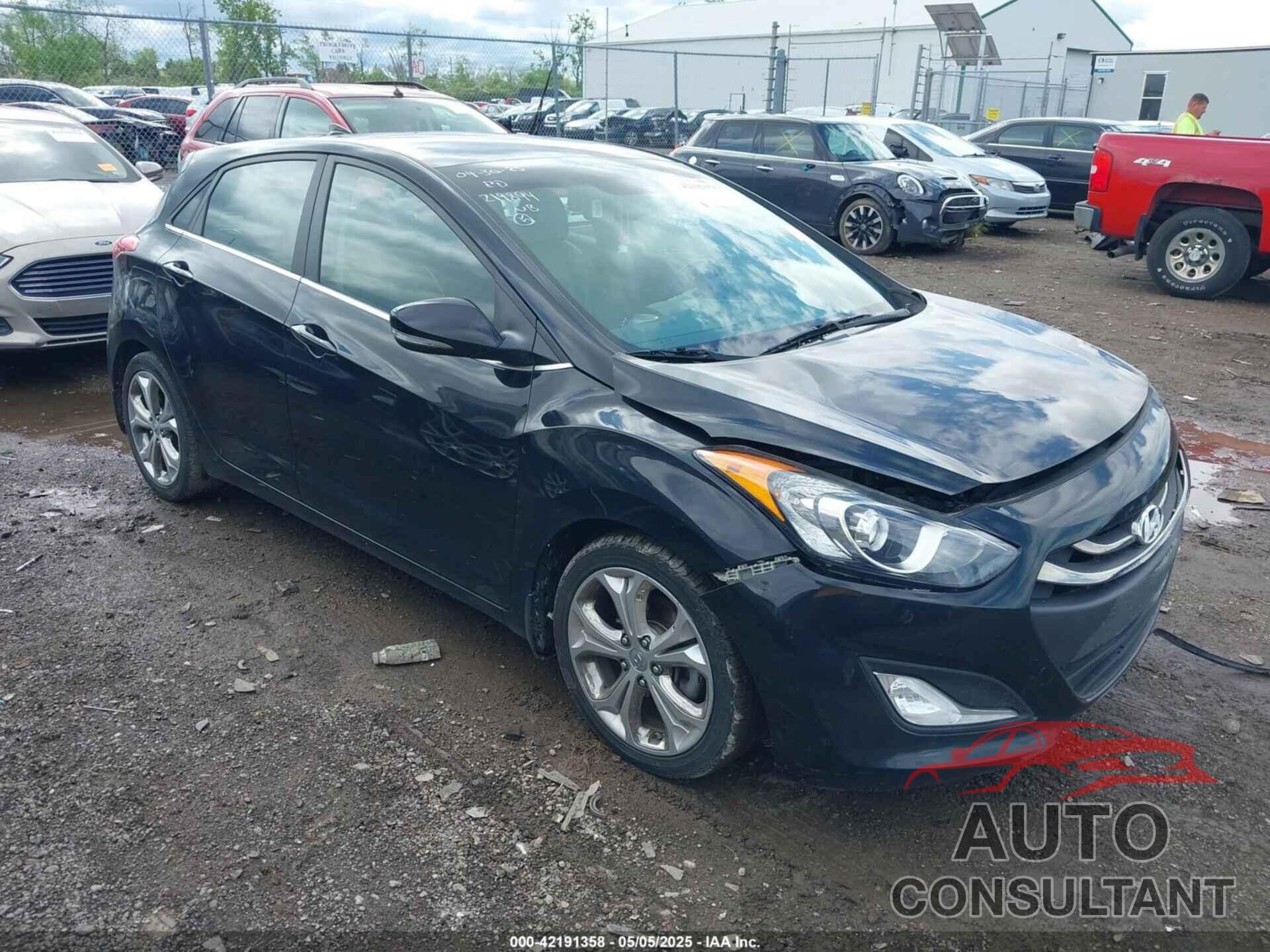 HYUNDAI ELANTRA GT 2014 - KMHD35LH5EU219894