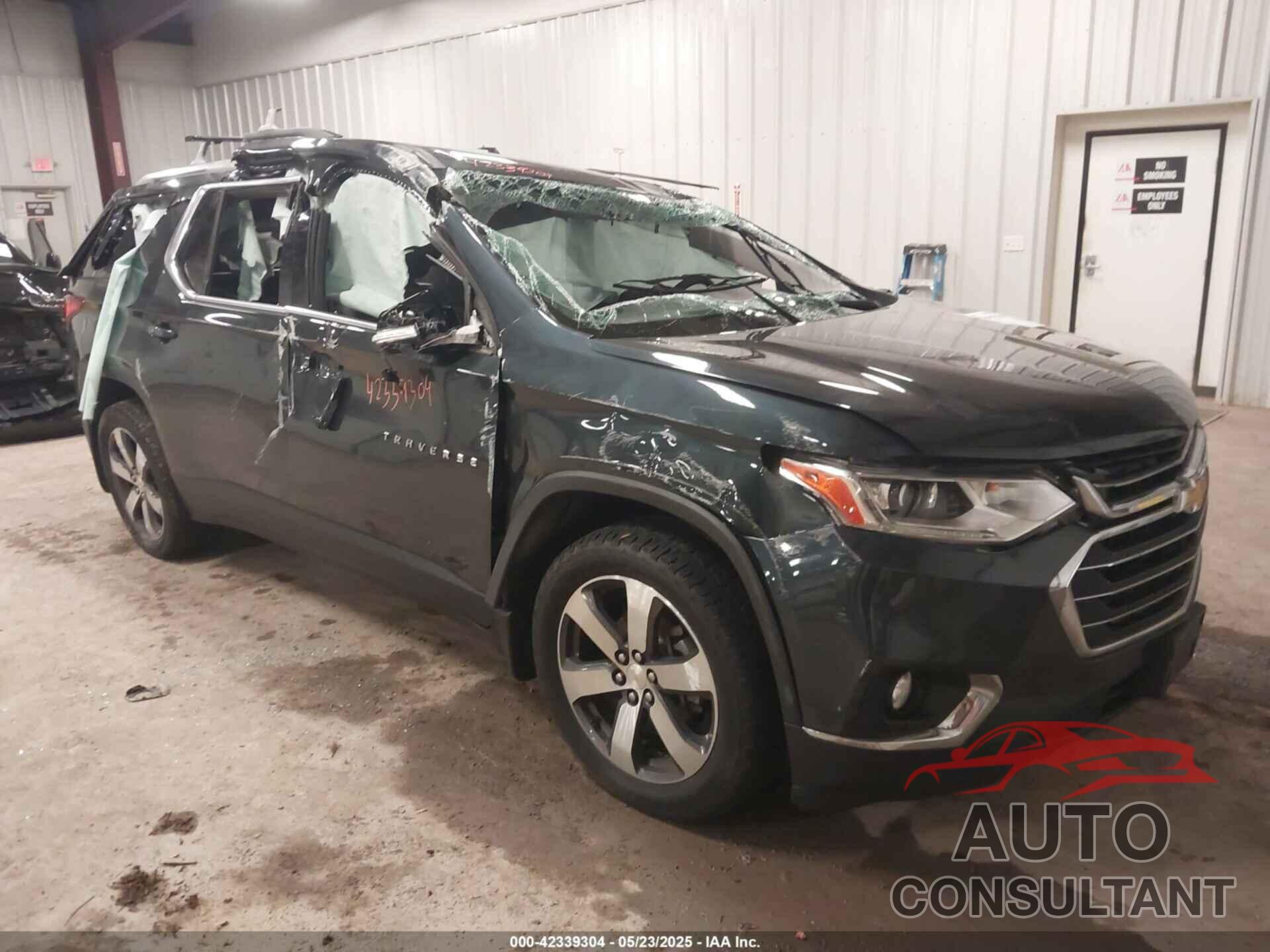 CHEVROLET TRAVERSE 2018 - 1GNERHKW5JJ140639