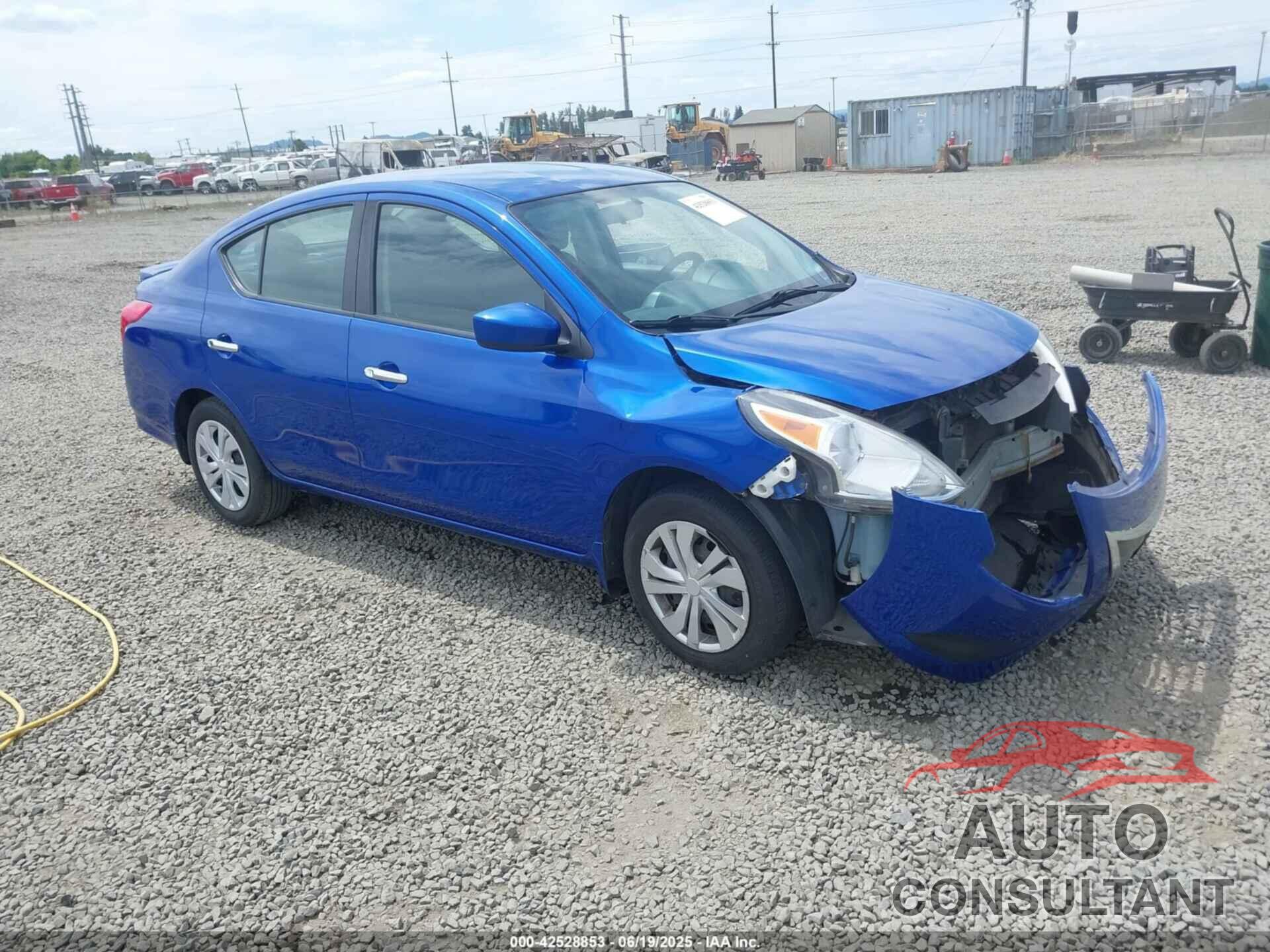 NISSAN VERSA 2017 - 3N1CN7AP0HL812127
