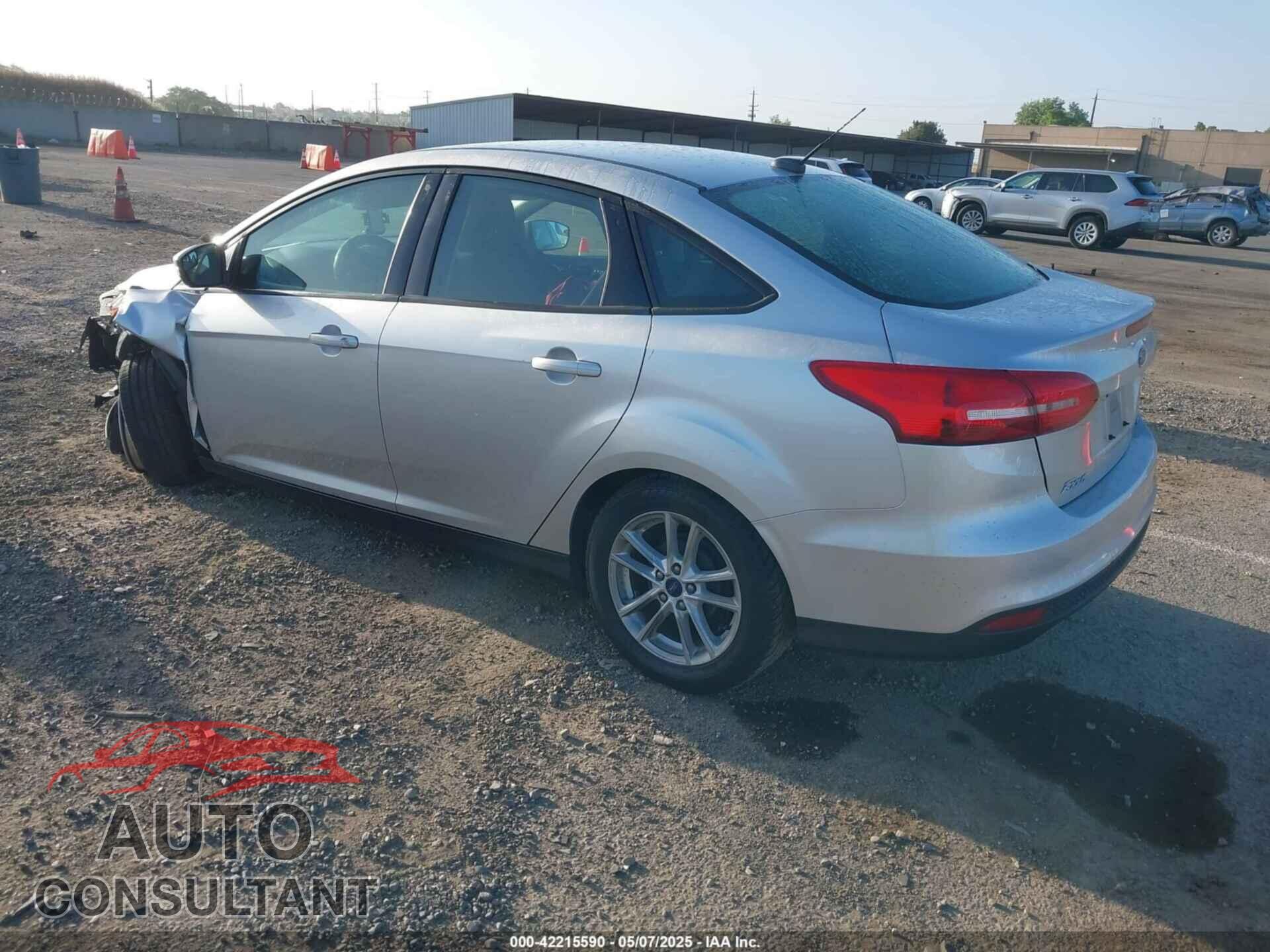 FORD FOCUS 2017 - 1FADP3F24HL304407