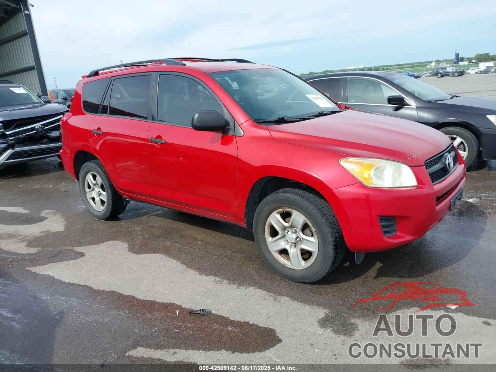 TOYOTA RAV4 2009 - JTMBF33V095008826