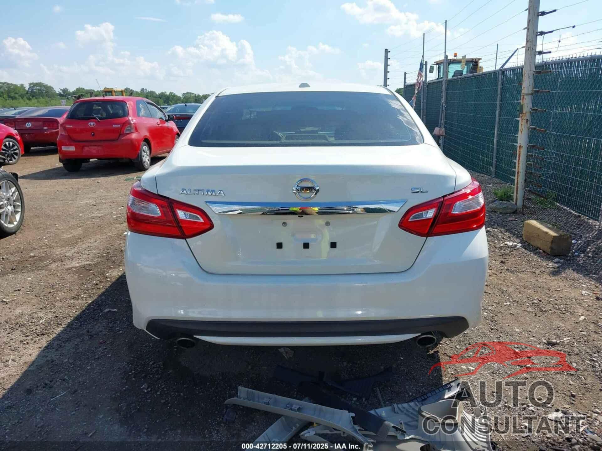 NISSAN ALTIMA 2017 - 1N4AL3AP7HC151619