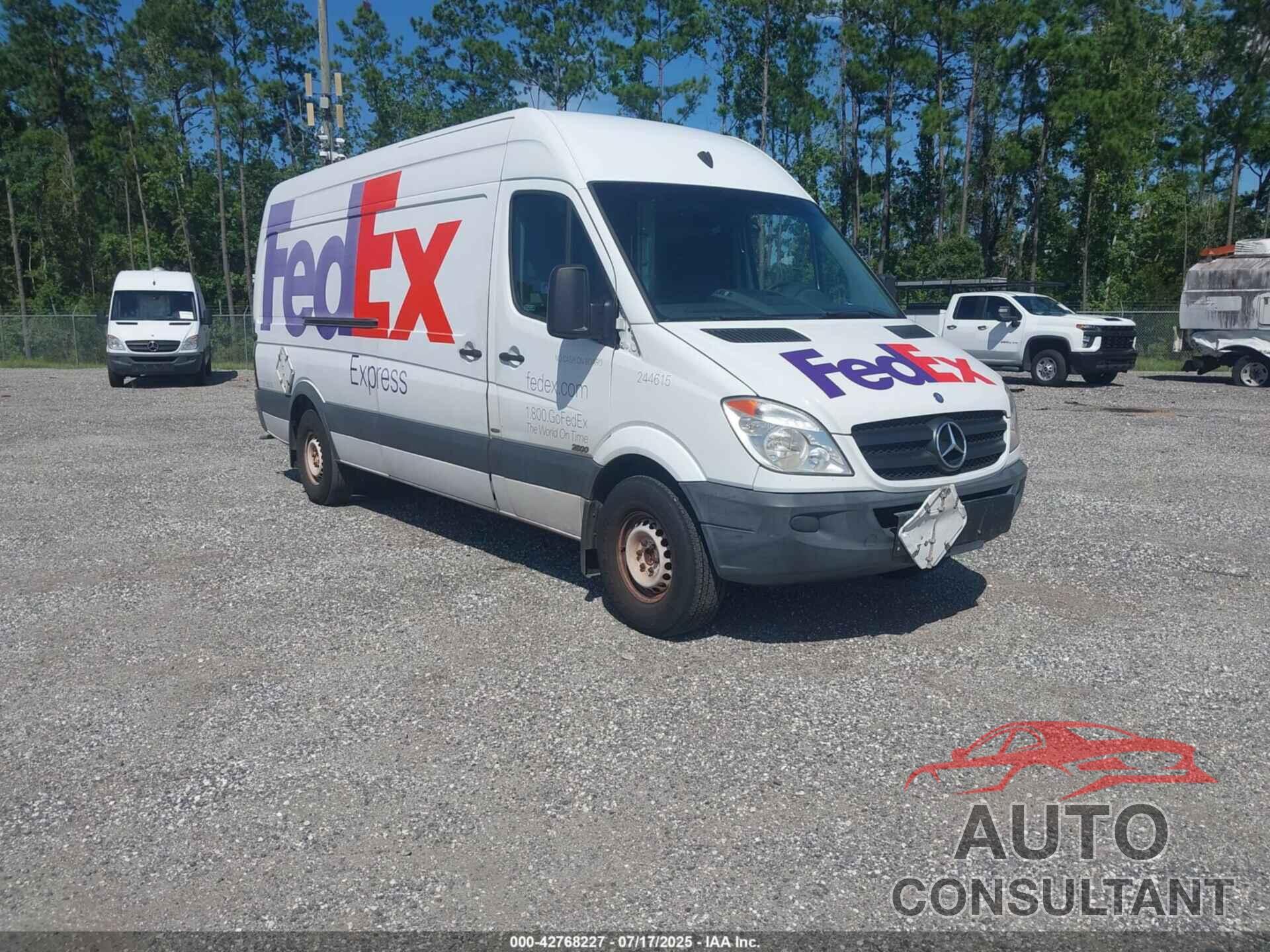 MERCEDES-BENZ SPRINTER 2500 2011 - WD3PE8CB4B5592594