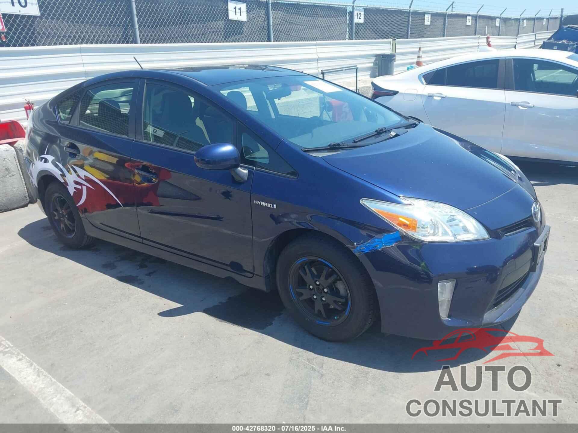 TOYOTA PRIUS 2015 - JTDKN3DU5F0471028