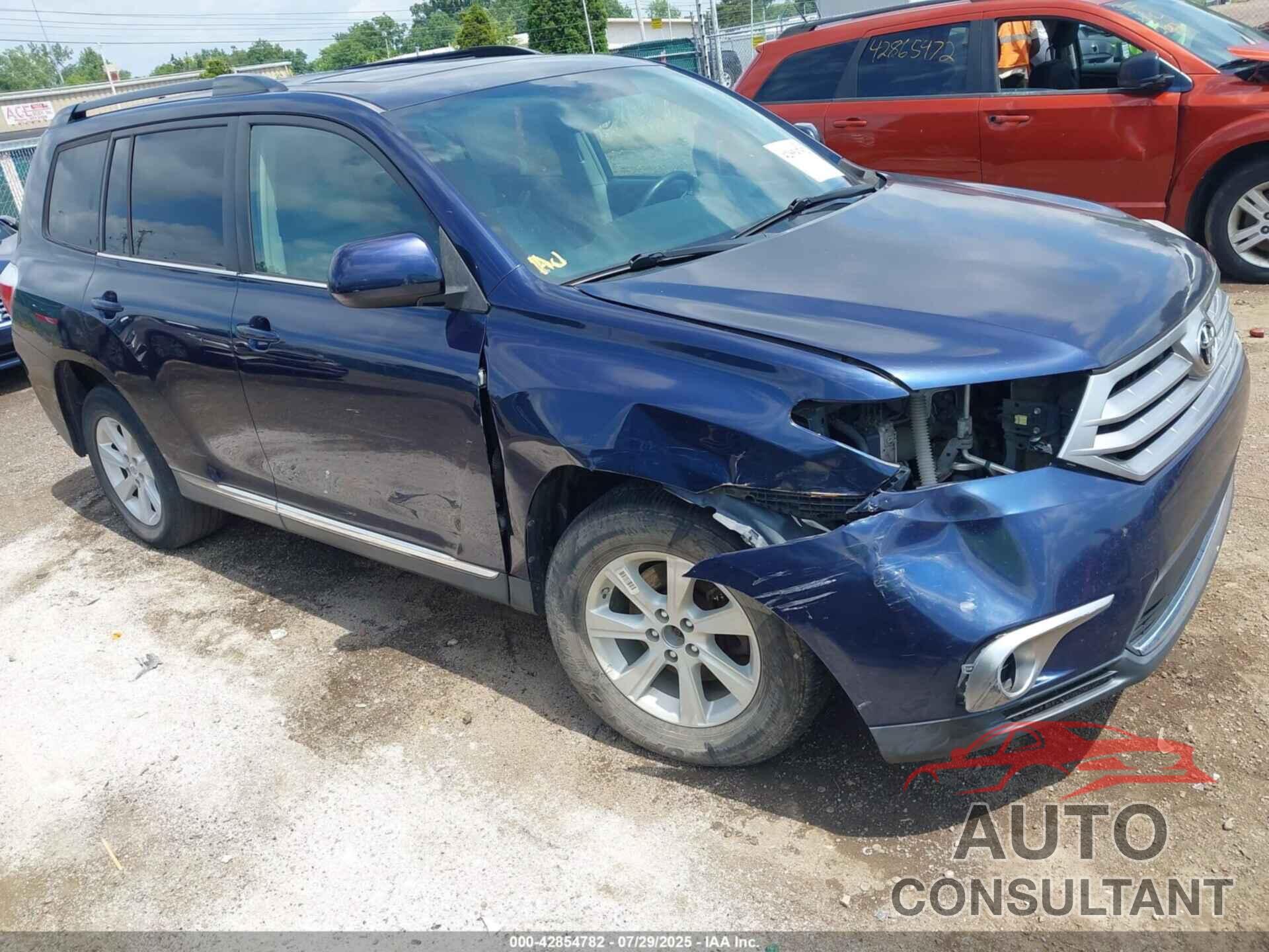 TOYOTA HIGHLANDER 2012 - 5TDBK3EH6CS163157