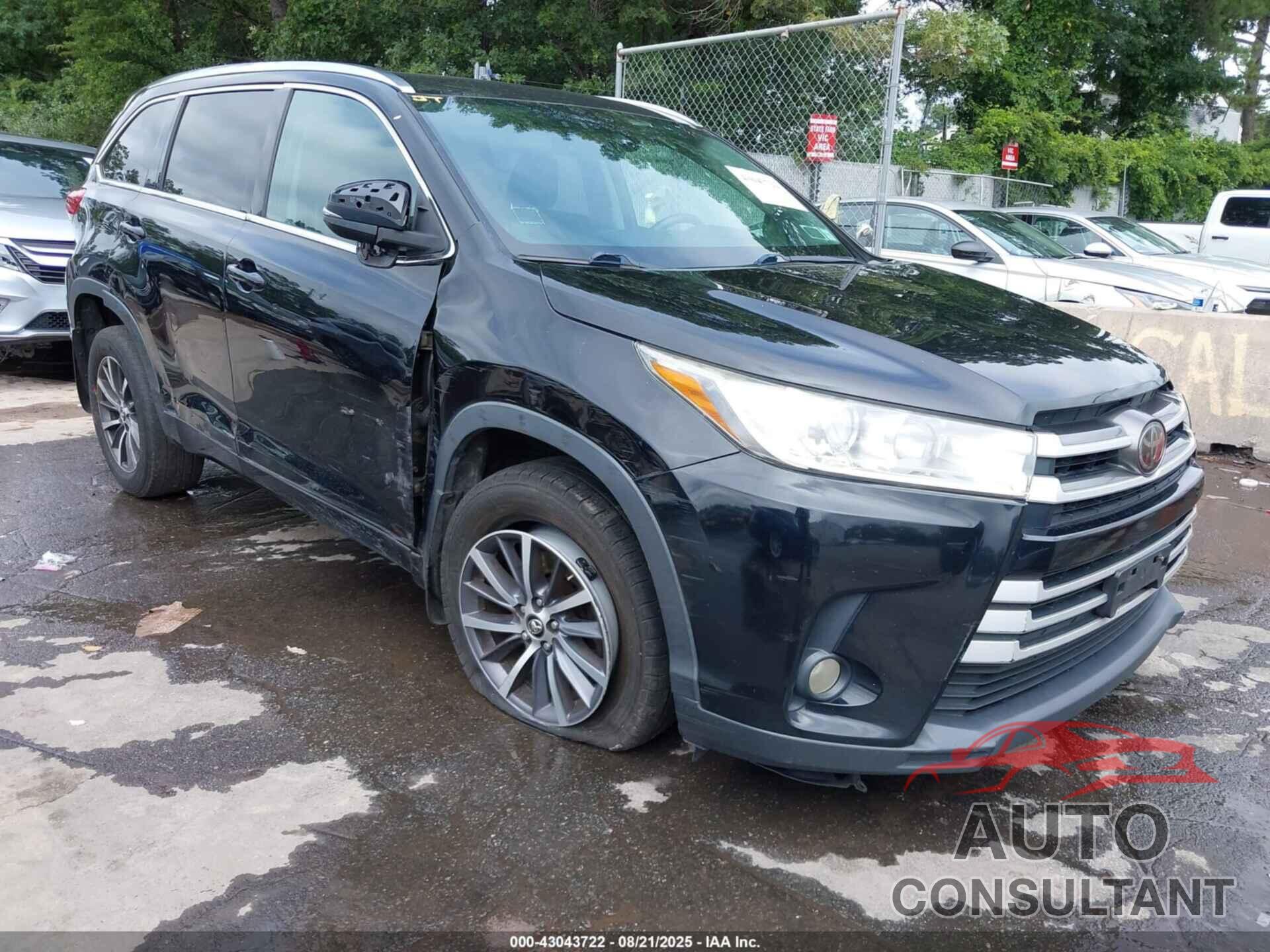 TOYOTA HIGHLANDER 2017 - 5TDJZRFH3HS452416