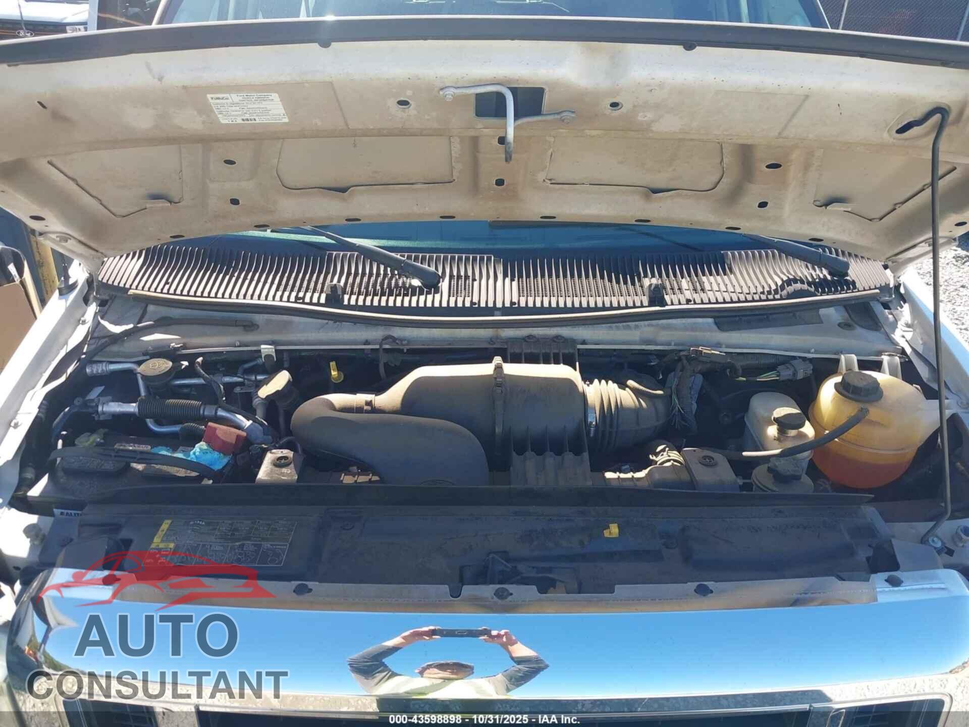 FORD E-350 SUPER DUTY 2014 - 1FBSS3BL0EDB04519
