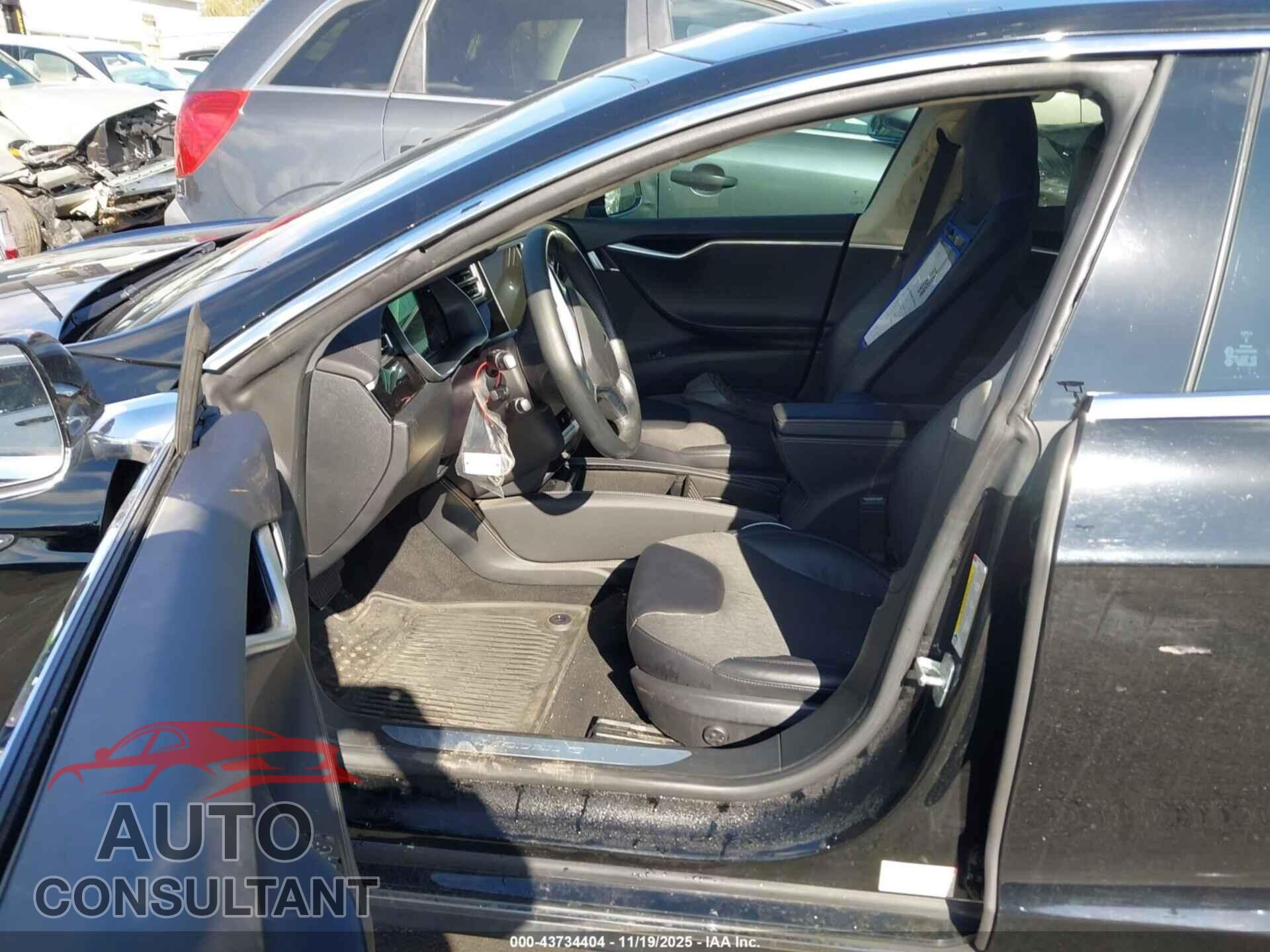 TESLA MODEL S 2016 - 5YJSA1E11GF126473